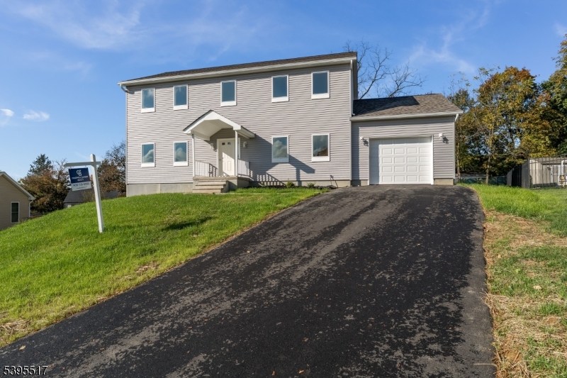 Washington Boro, New Jersey, 07882, United States, 4 Bedrooms Bedrooms, ,3 BathroomsBathrooms,Residential,For Sale,1988222