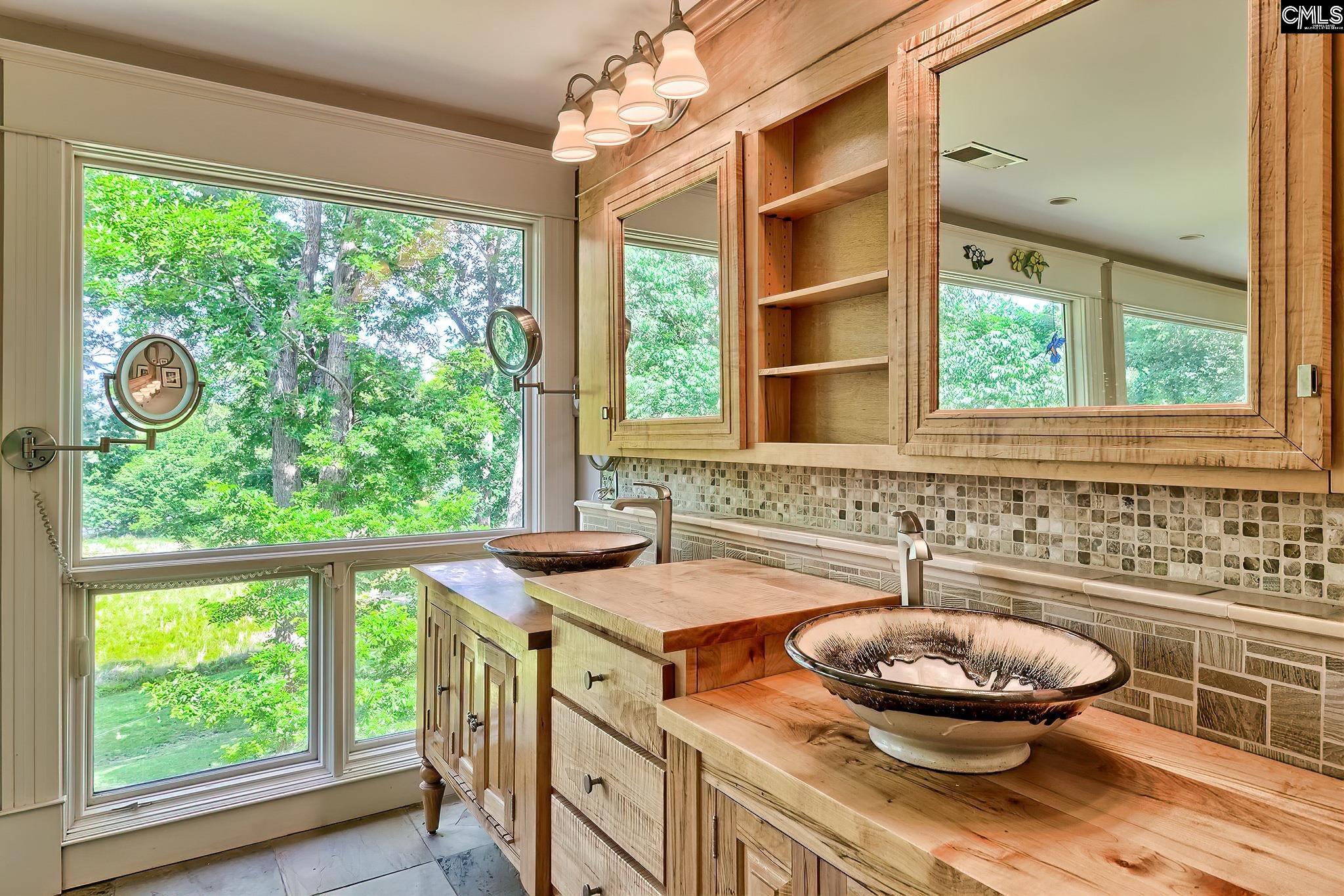 Irmo, South Carolina, 29063, United States, 5 Bedrooms Bedrooms, ,4 BathroomsBathrooms,Residential,For Sale,1820977