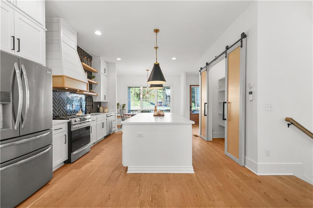 Atlanta, Georgia, 30315, United States, 3 Bedrooms Bedrooms, ,3 BathroomsBathrooms,Residential,For Sale,1966539