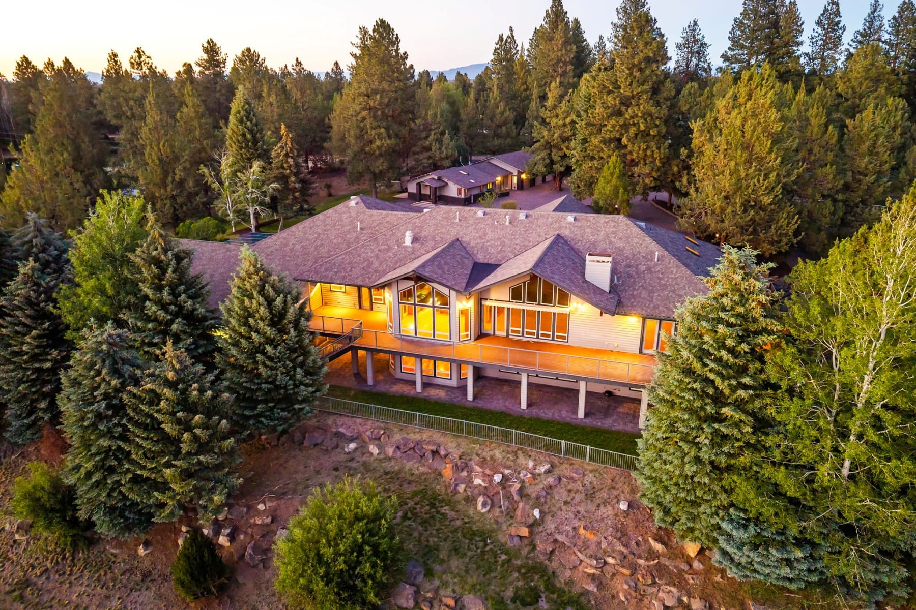  21955 Rickard Road Bend, OR 97702 - 物件實景