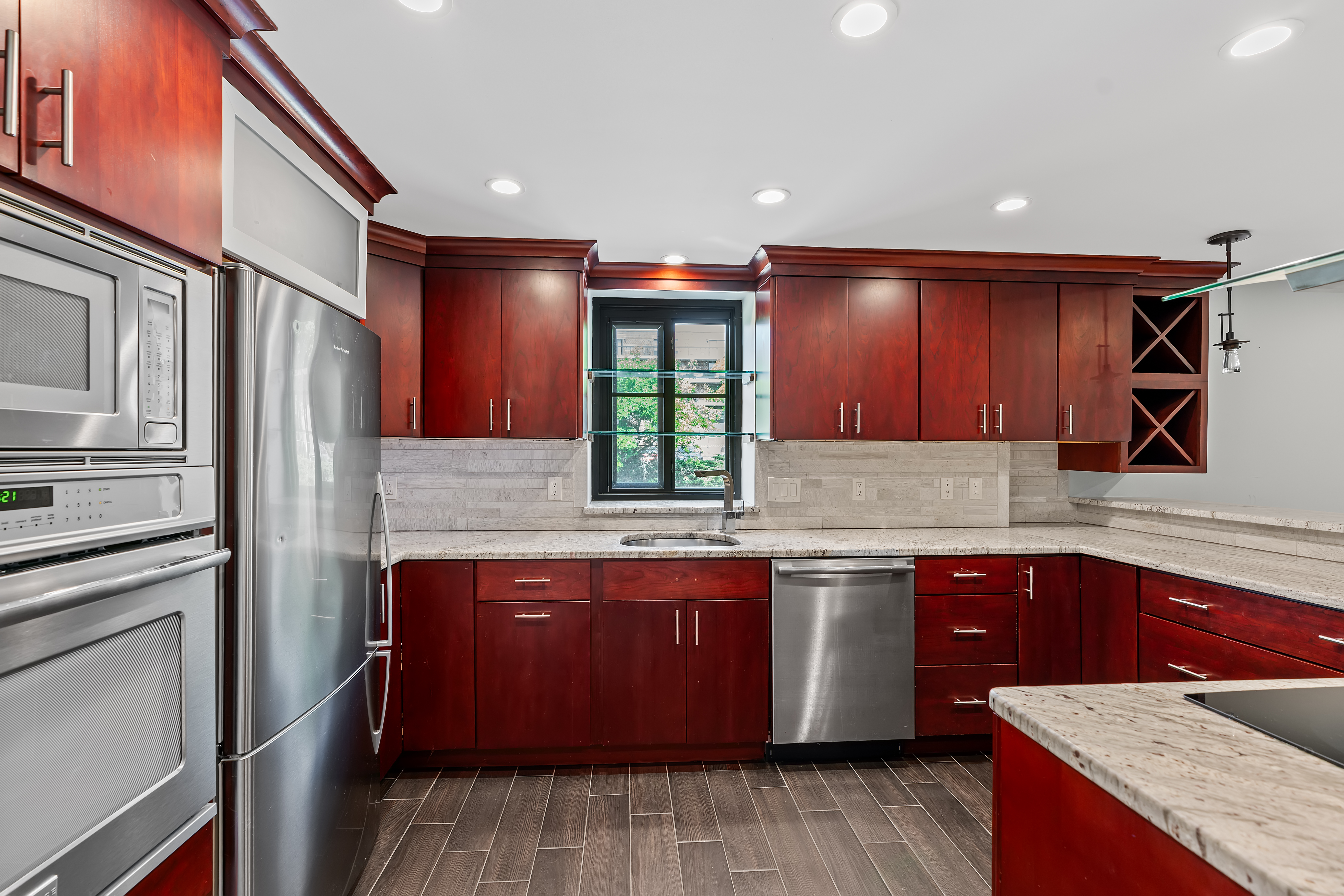  100 Ledgewood Drive, Unit 319, Stoneham, MA, 02180 - 物件實景