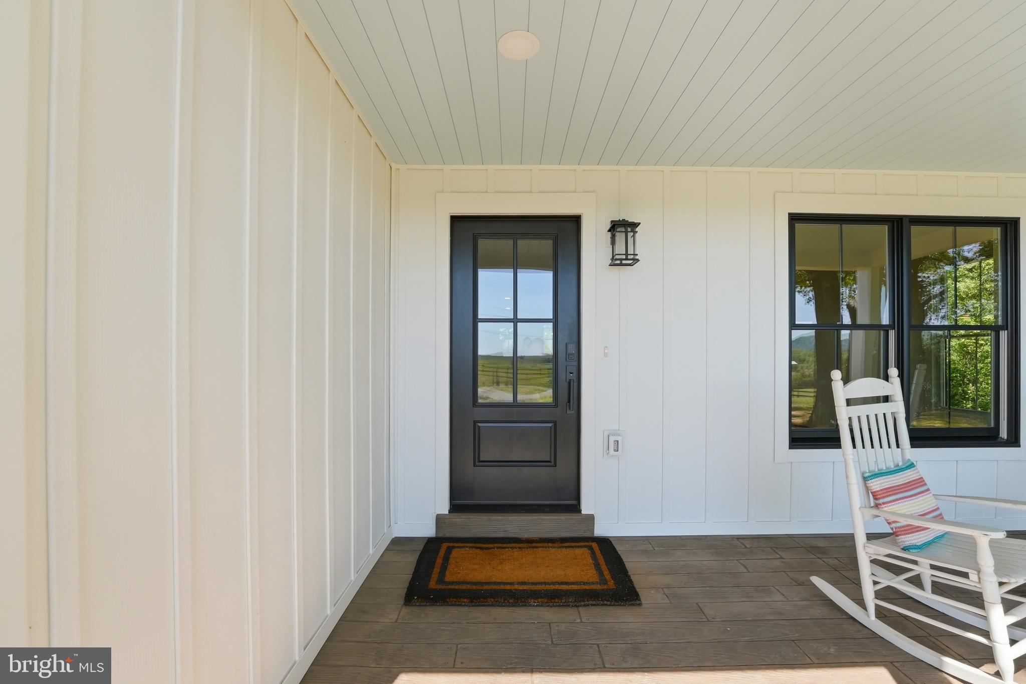Reva, Virginia, 22735, United States, 2 Bedrooms Bedrooms, ,2 BathroomsBathrooms,Residential,For Sale,2048216