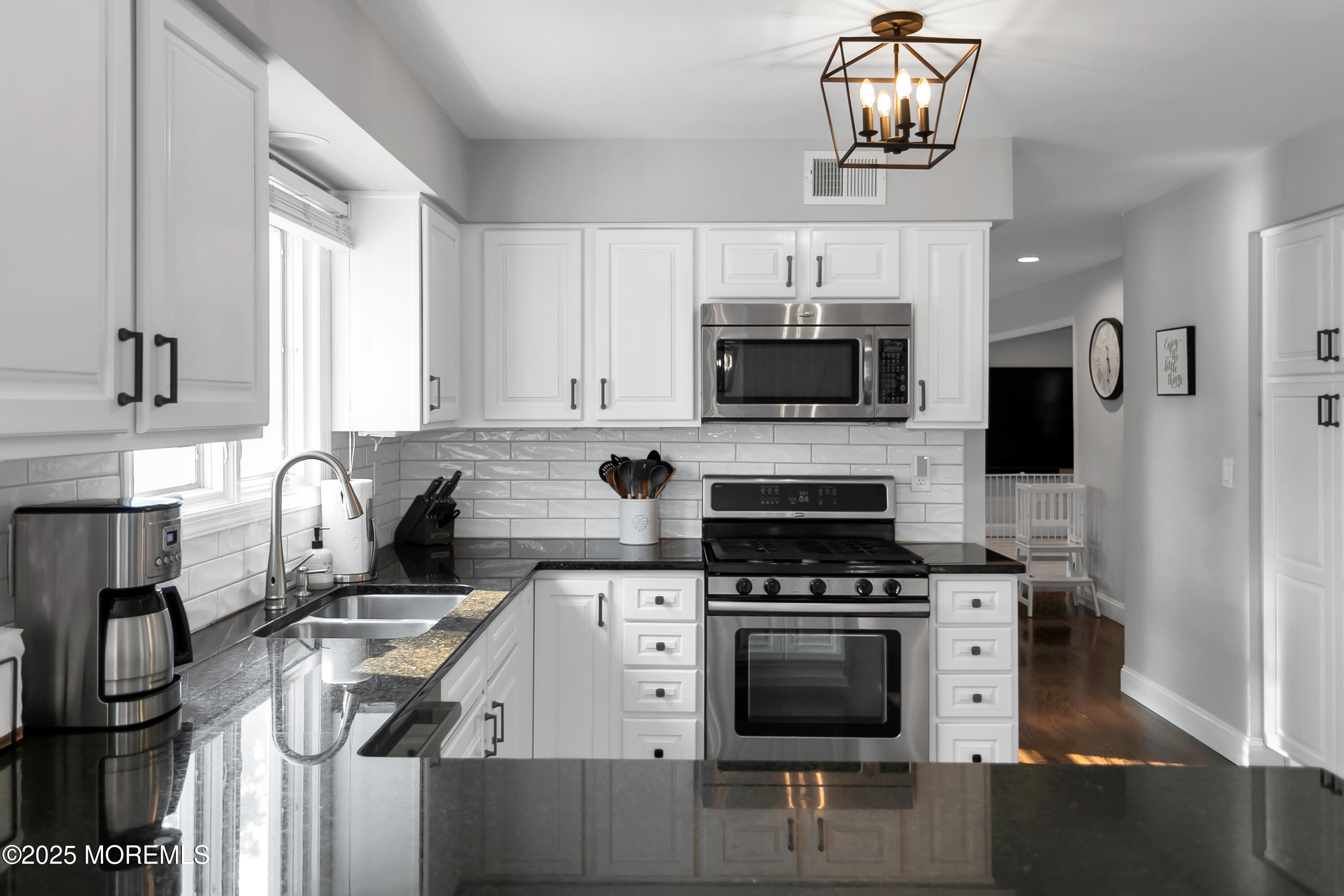 Middletown, New Jersey, 07748, United States, 4 Bedrooms Bedrooms, ,3 BathroomsBathrooms,Residential,For Sale,1908031