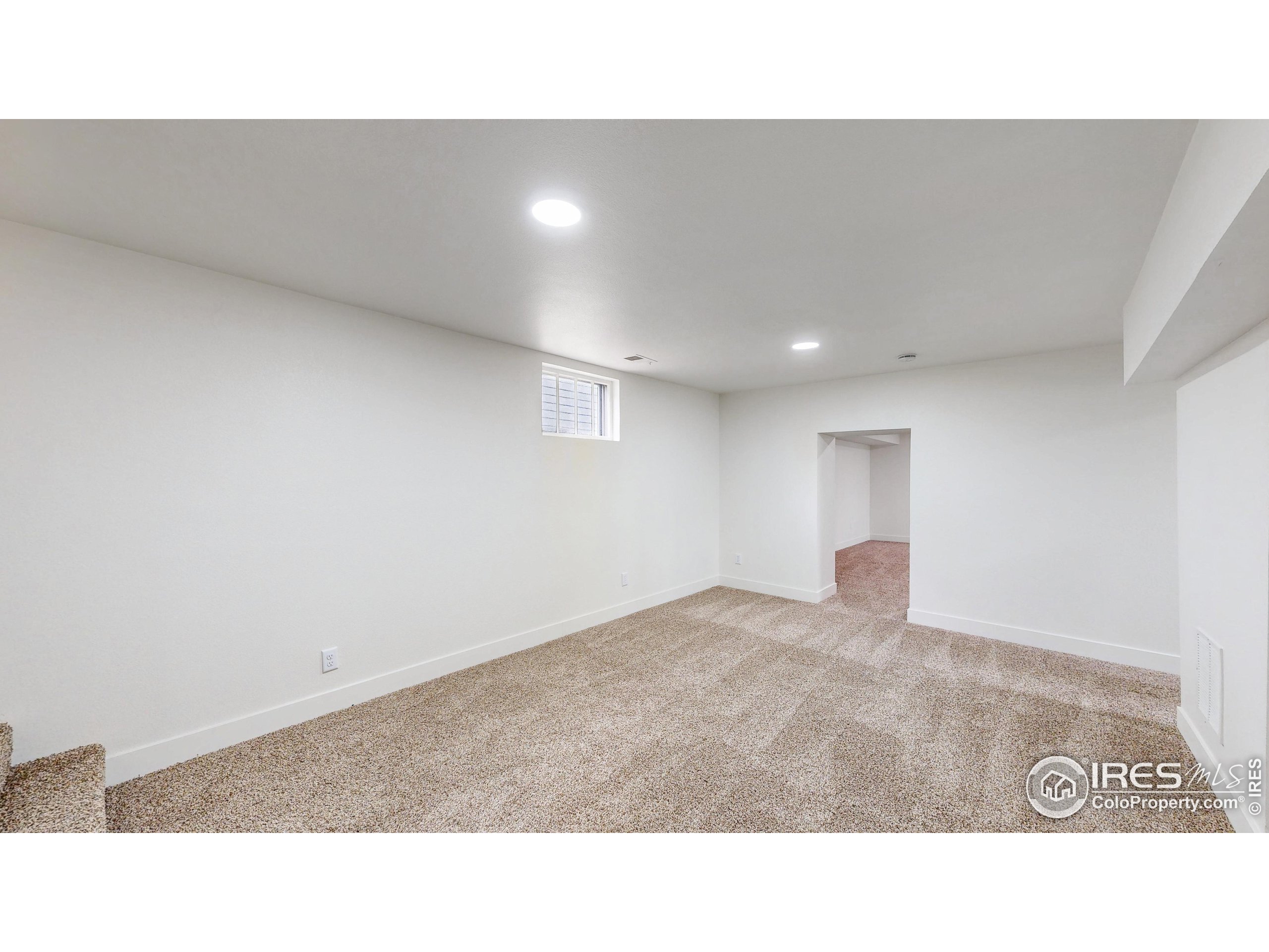 Milliken, Colorado, 80543, United States, 5 Bedrooms Bedrooms, ,1 BathroomBathrooms,Residential,For Sale,1896024