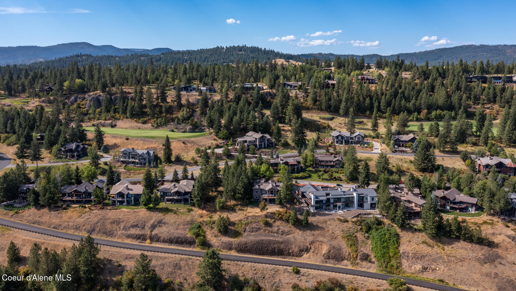 Coeur d'Alene, Idaho, 83814, United States, 4 Bedrooms Bedrooms, ,4 BathroomsBathrooms,Residential,For Sale,1909432