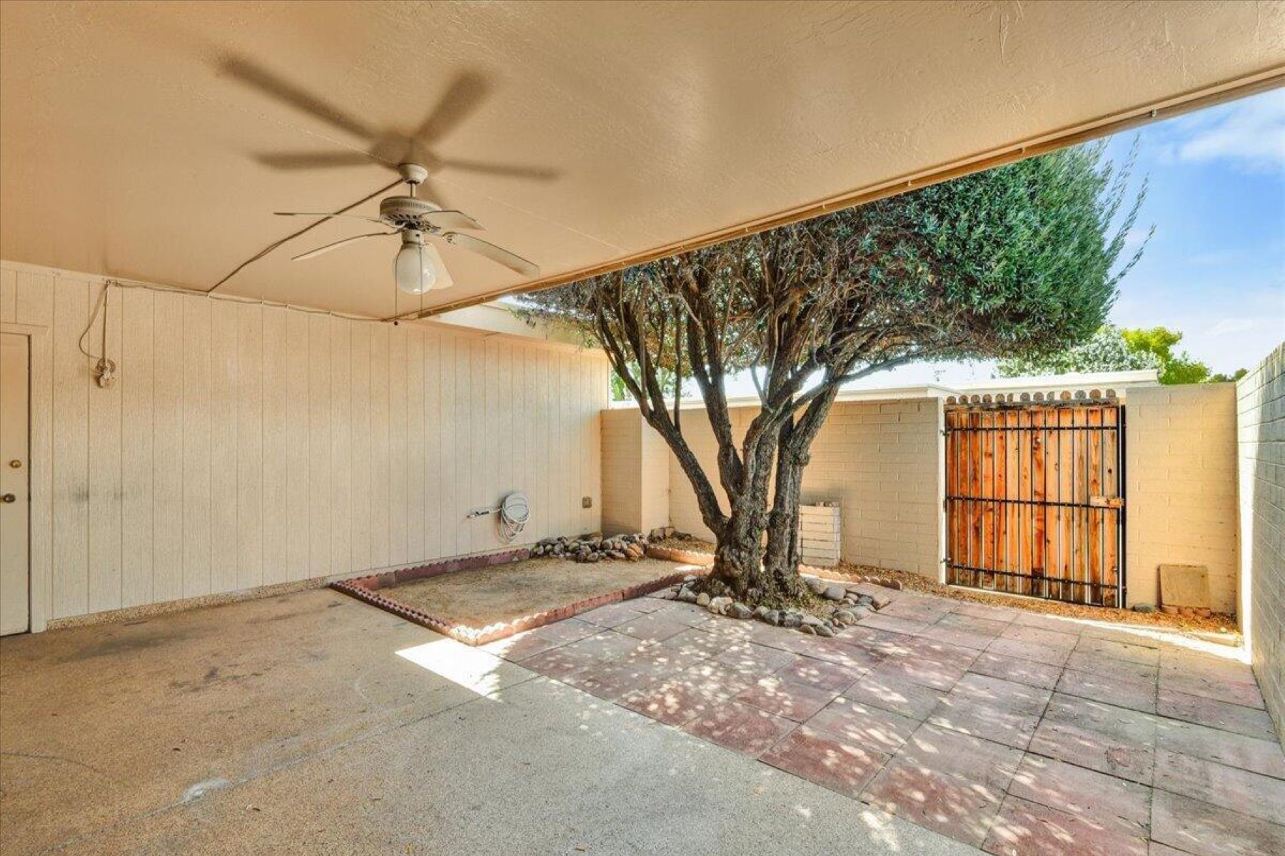  17264 N 105th Avenue ¦Sun City, AZ - 物件實景