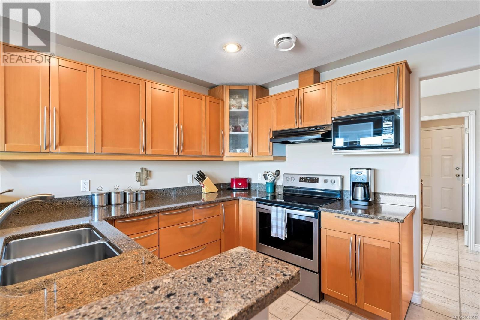 DUNCAN, British Columbia, V9L 5P3, CA, 4 Bedrooms Bedrooms, ,3 BathroomsBathrooms,Residential,For Sale,1908647