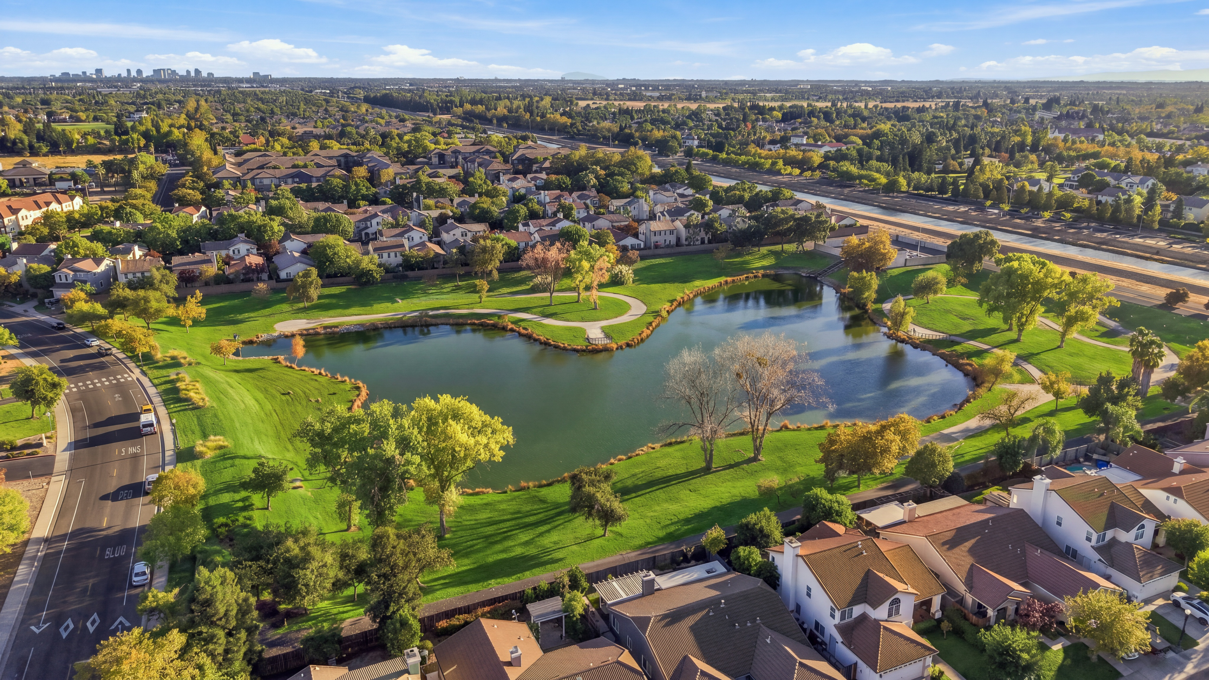  5602 Pop Becker Street, Sacramento, CA 95835 - 物件實景