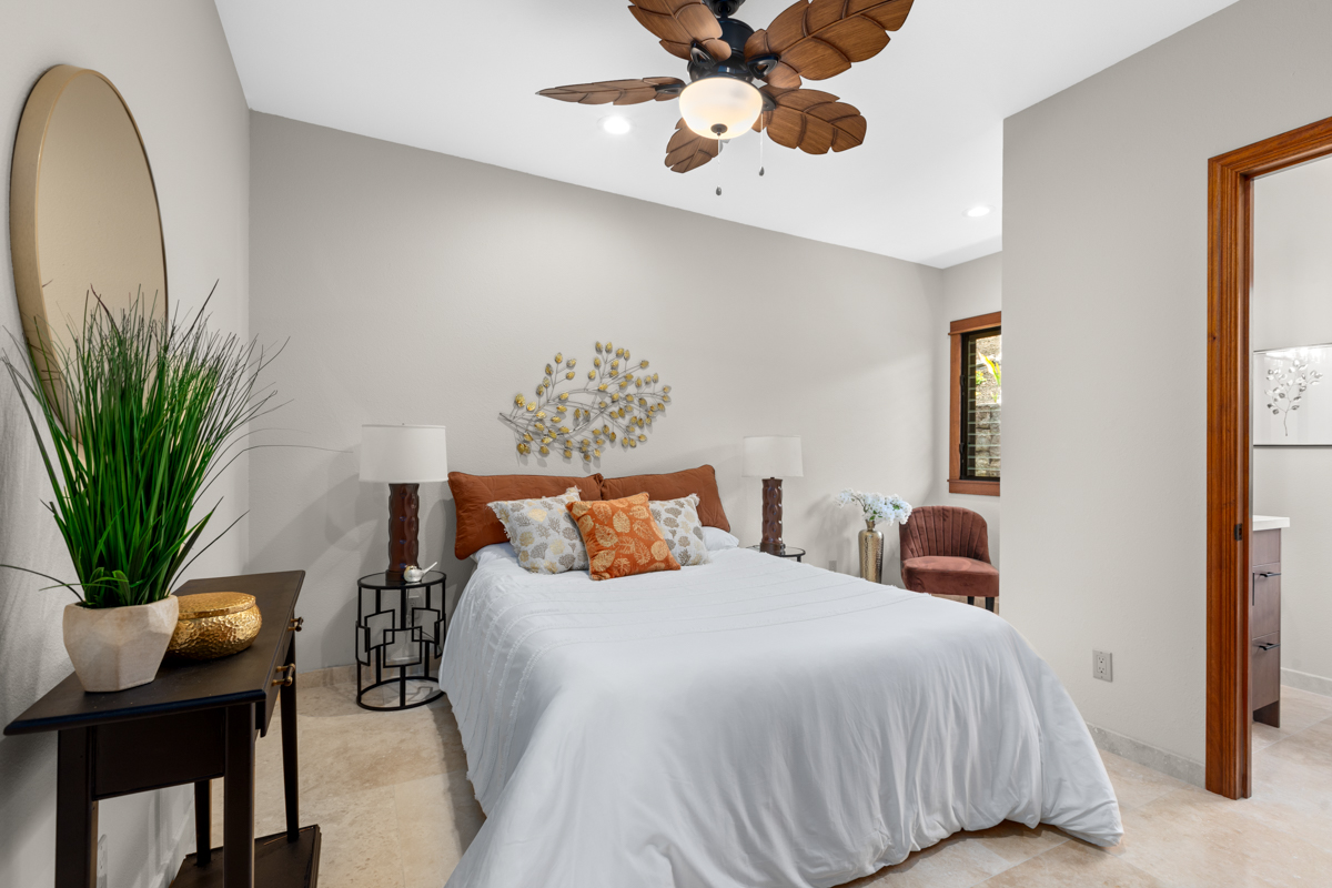 Kailua-Kona, Hawaii, 96740, United States, 4 Bedrooms Bedrooms, ,5 BathroomsBathrooms,Residential,For Sale,2000601