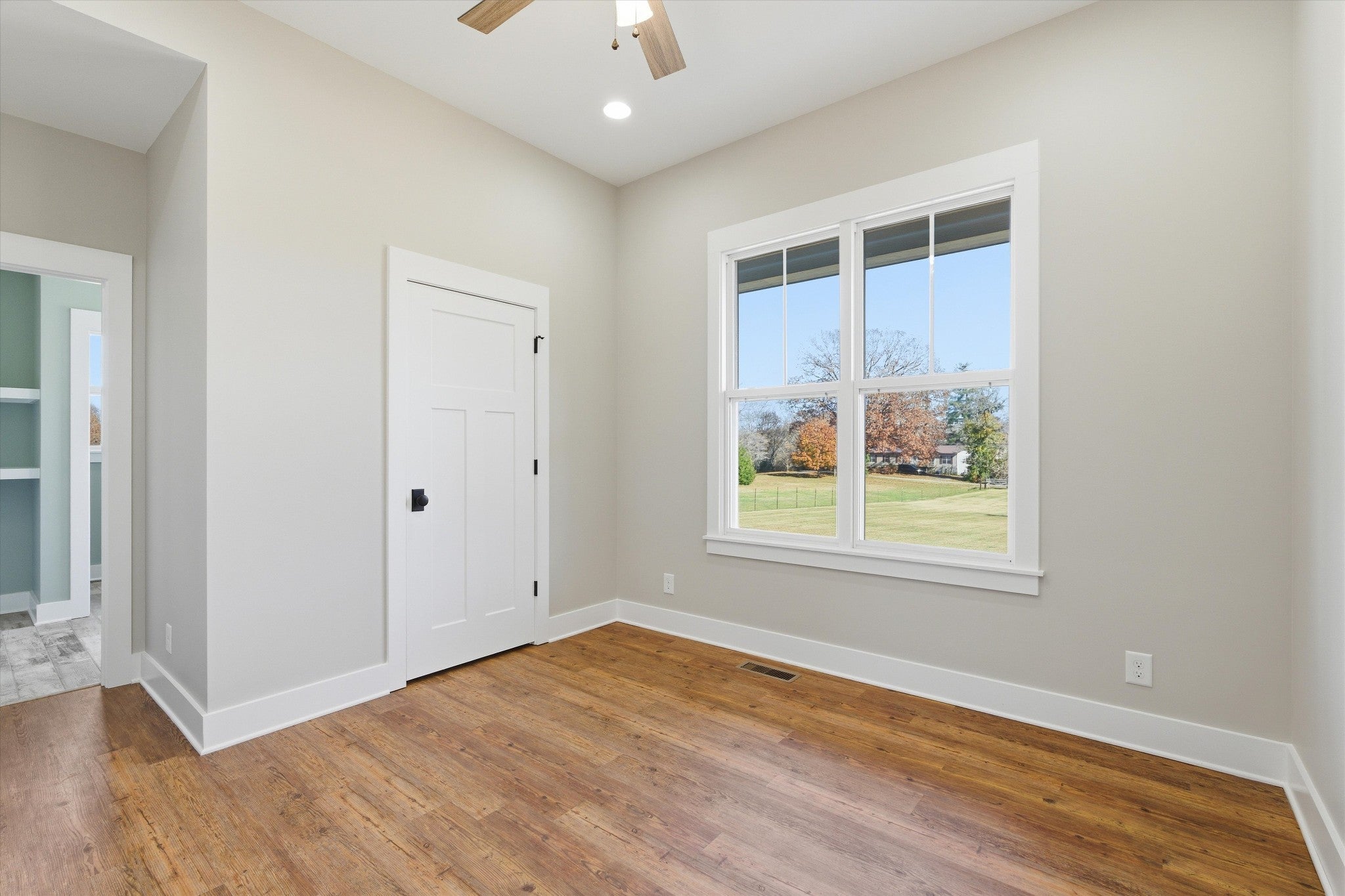 McMinnville, Tennessee, 37110, United States, 3 Bedrooms Bedrooms, ,2 BathroomsBathrooms,Residential,For Sale,2006562