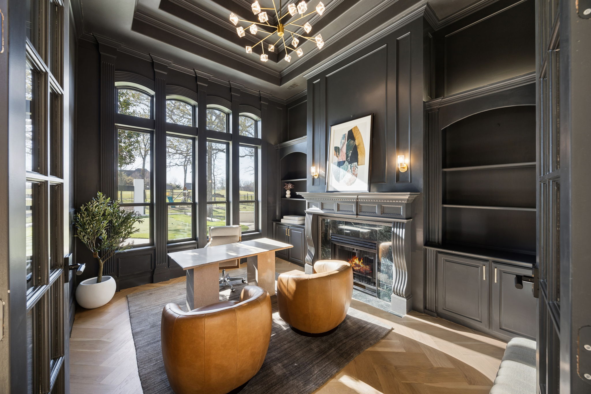  6001 Pine Valley Drive - 物件實景