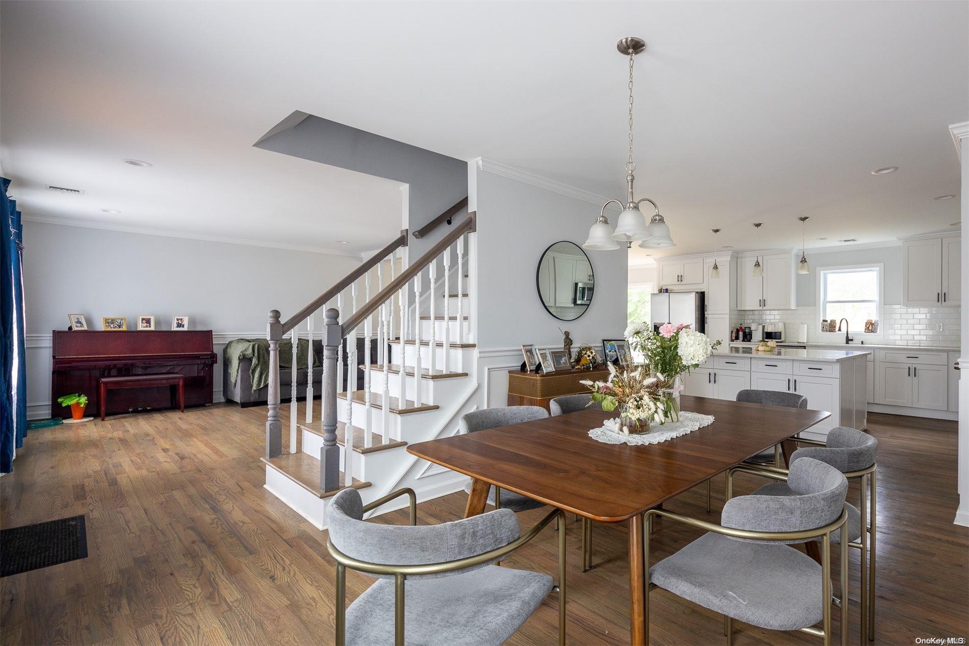 8 Narcissus Road W, Mastic Beach, New York, 11951, United States, 4 Bedrooms Bedrooms, ,3 BathroomsBathrooms,Residential,For Sale,8 Narcissus Road W,1659609