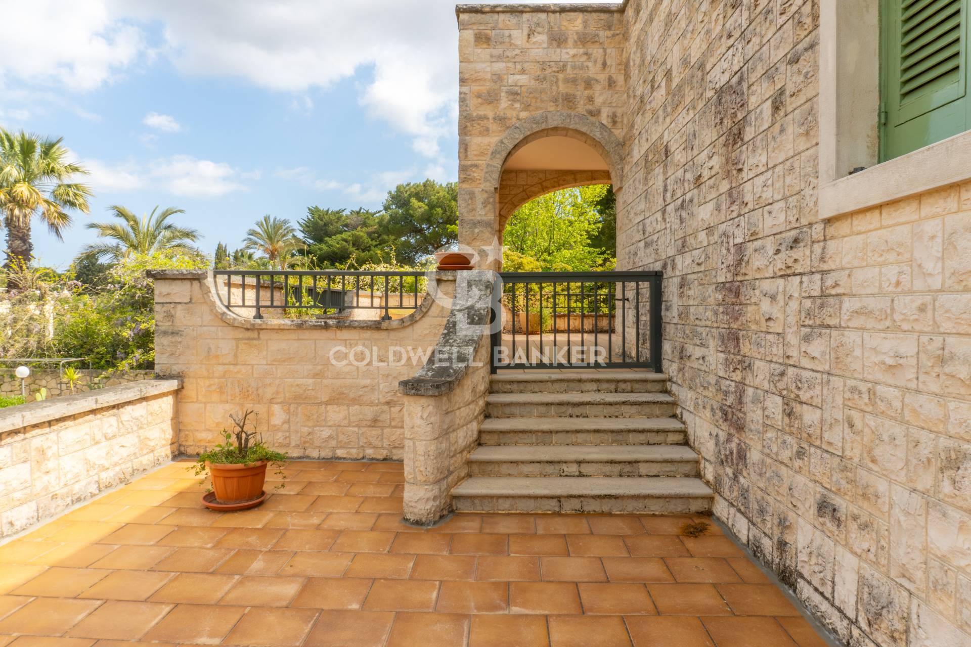 Fasano, Brindisi, 72015, IT, 8 Bedrooms Bedrooms, ,6 BathroomsBathrooms,Residential,For Sale,1787397
