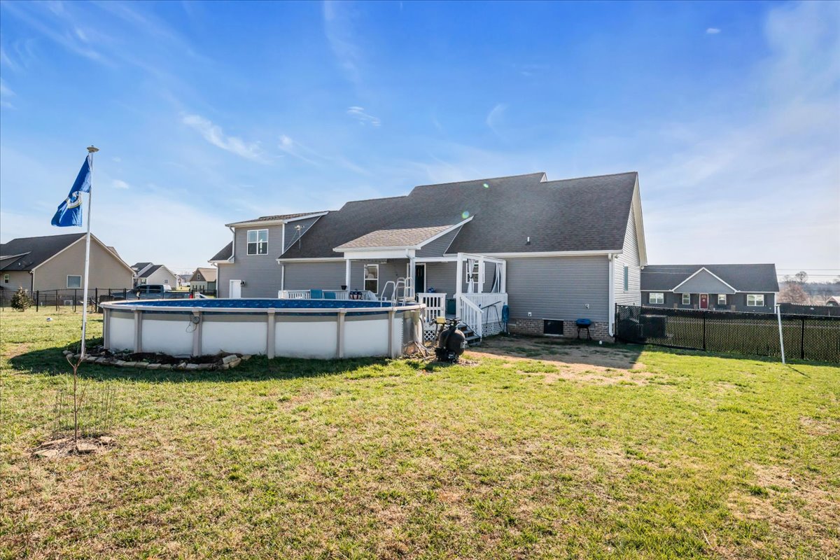 Manchester, Tennessee, 37355, United States, 3 Bedrooms Bedrooms, ,2 BathroomsBathrooms,Residential,For Sale,2007500