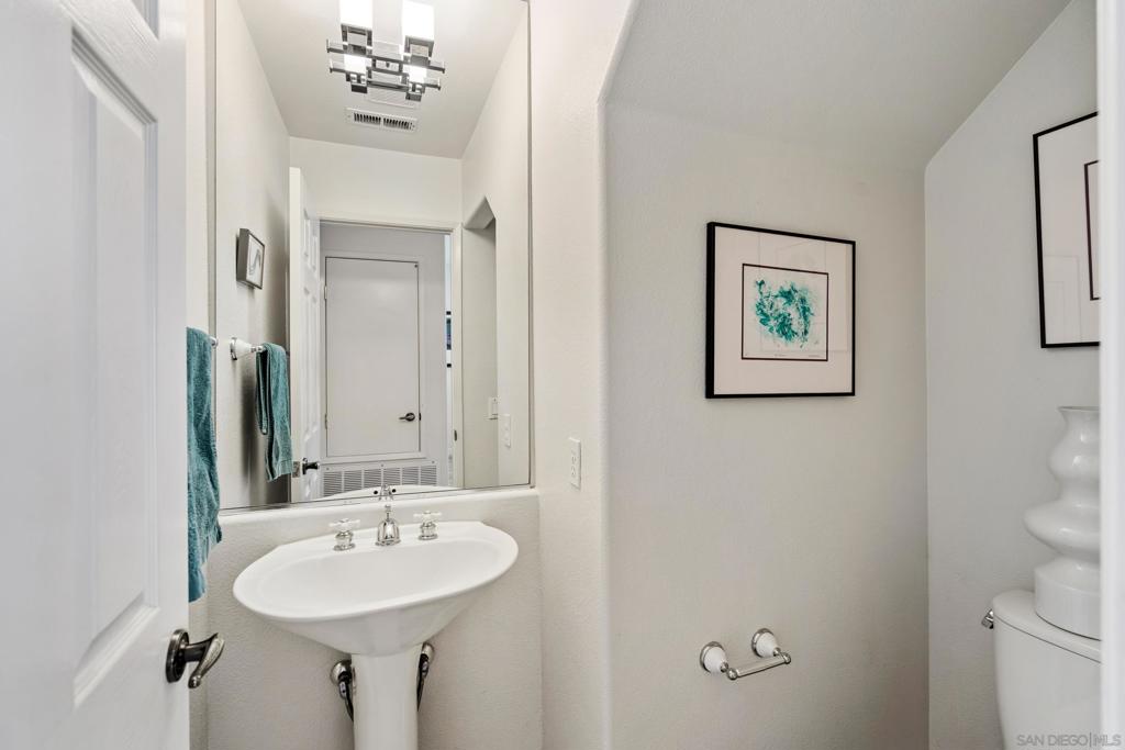 San Diego, California, 92130, United States, 3 Bedrooms Bedrooms, ,3 BathroomsBathrooms,Residential,For Sale,2033920