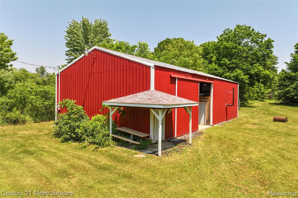 Lapeer, Michigan, 48446, United States, 4 Bedrooms Bedrooms, ,3 BathroomsBathrooms,Residential,For Sale,1982029