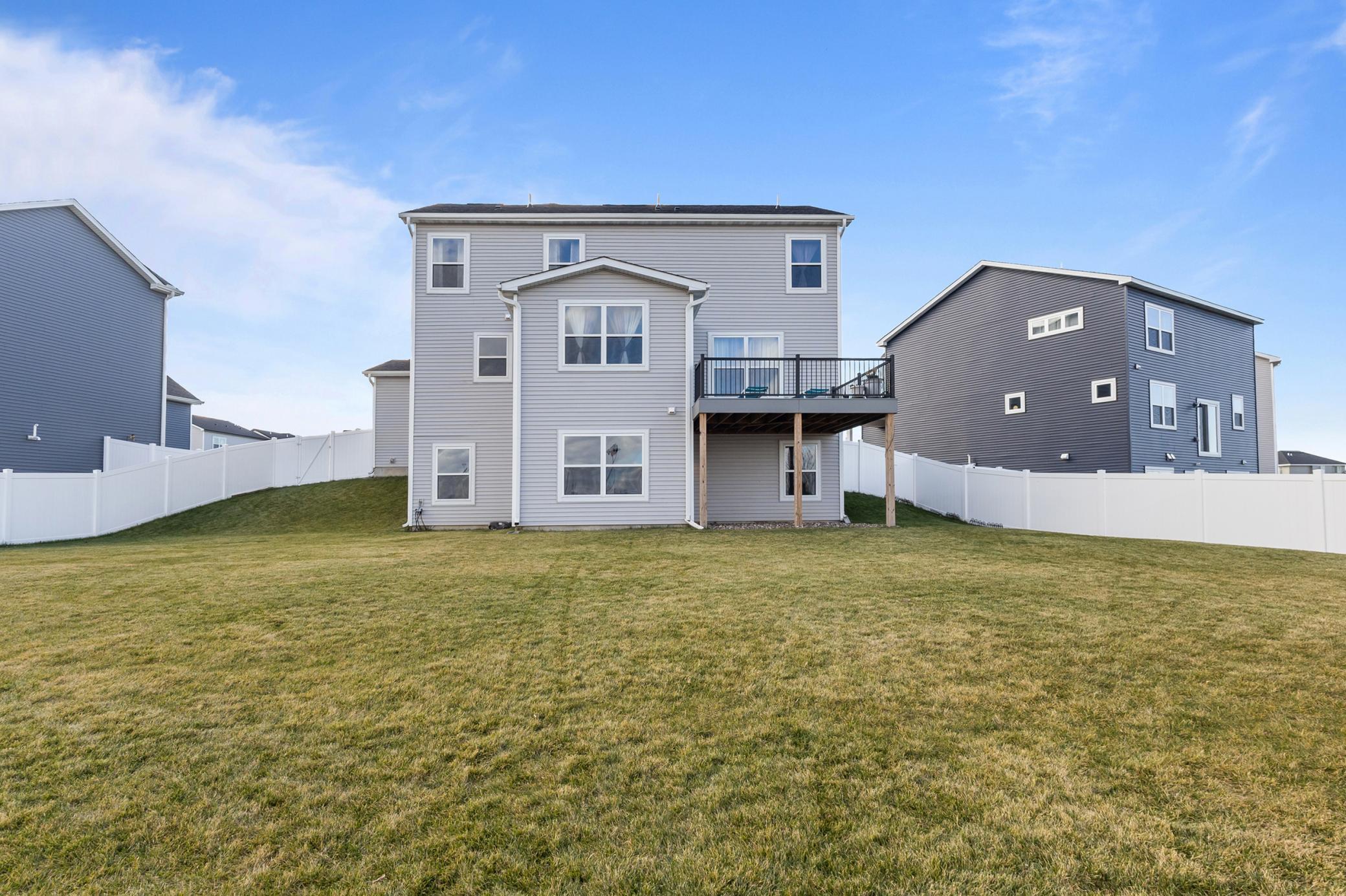 Farmington, Minnesota, 55024, United States, 4 Bedrooms Bedrooms, ,2 BathroomsBathrooms,Residential,For Sale,1991916