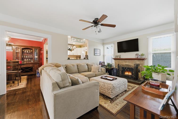 Oceanside, New York, 11572, United States, 3 Bedrooms Bedrooms, ,3 BathroomsBathrooms,Residential,For Sale,1990988