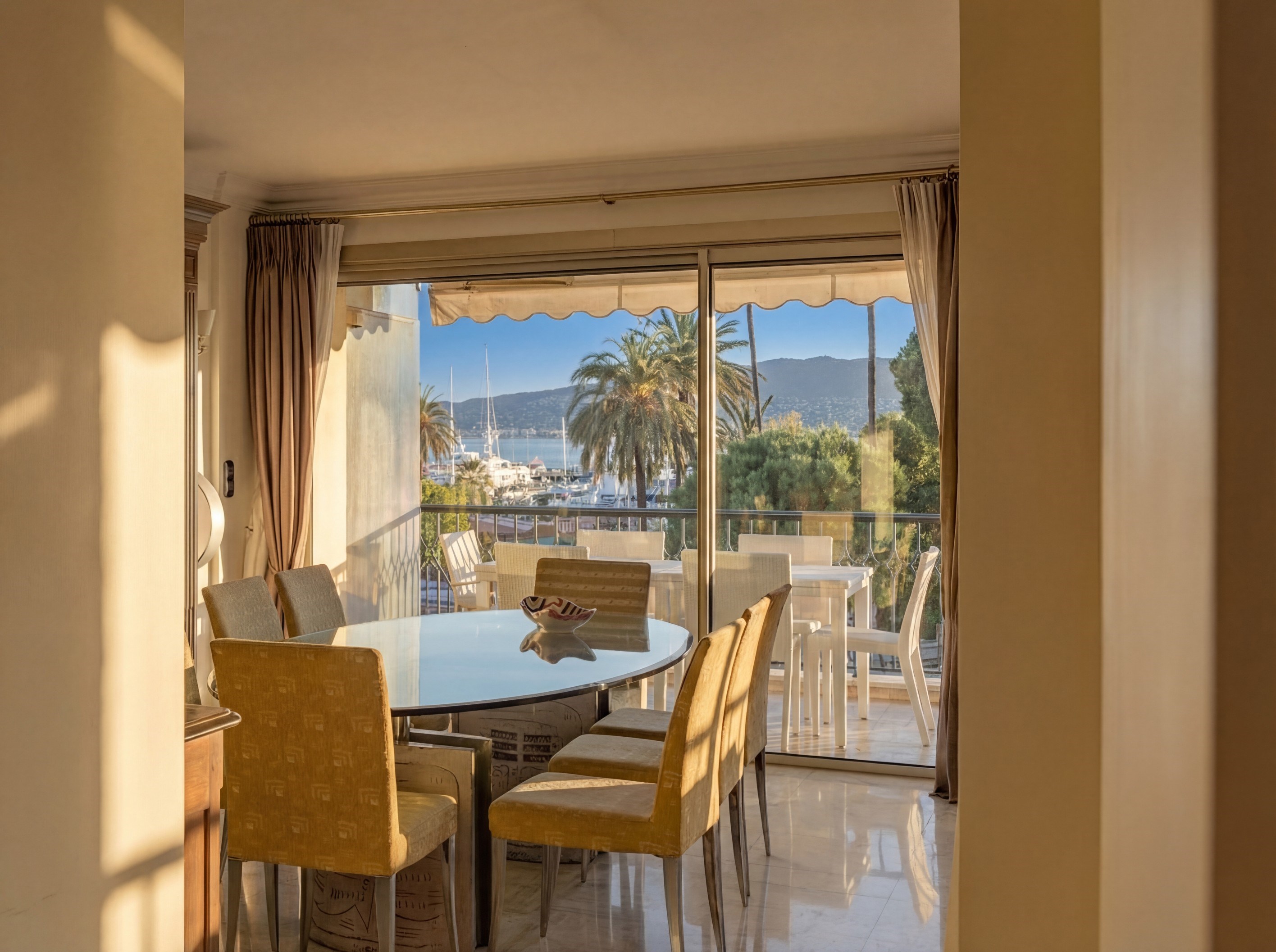  Cannes Croisette apartment panoramic sea view Port Canto terrace luxury residen… - 物件實景