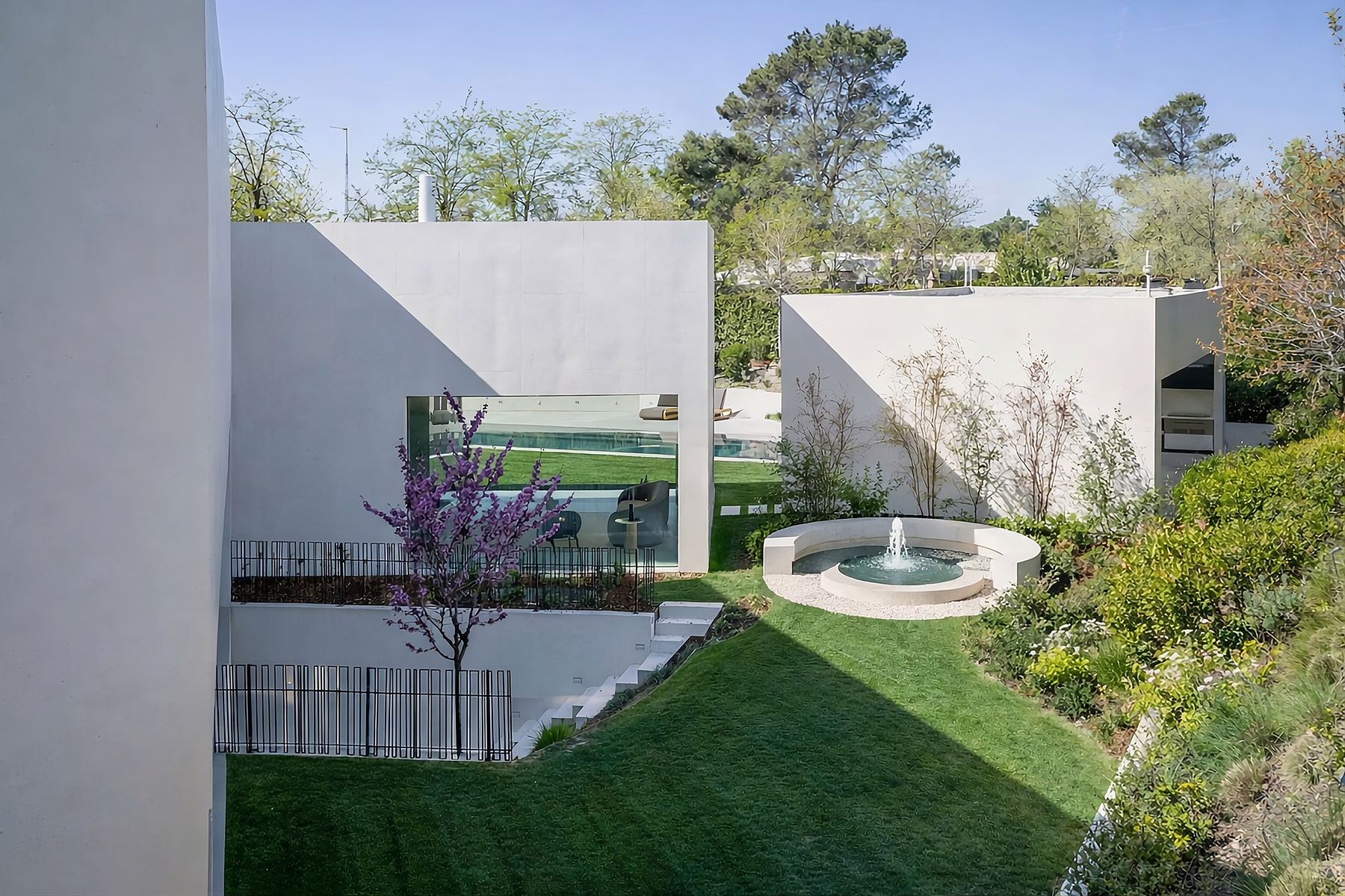  Spectacular detached villa with pool in Somosaguas, Pozuelo de Alarcón - 物件實景