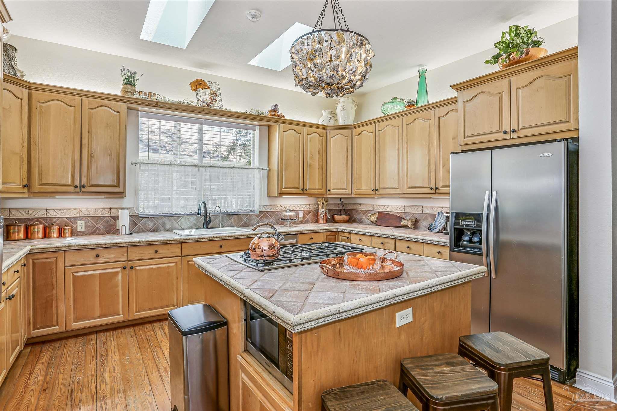Pensacola, Florida, 32507, United States, 4 Bedrooms Bedrooms, ,4 BathroomsBathrooms,Residential,For Sale,1913346