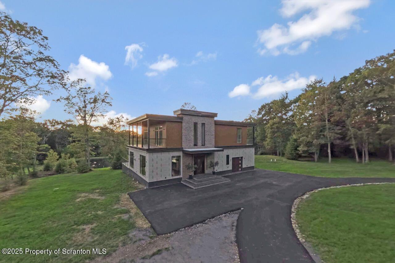 Bear Creek, Pennsylvania, 18602, United States, 4 Bedrooms Bedrooms, ,3 BathroomsBathrooms,Residential,For Sale,2002172