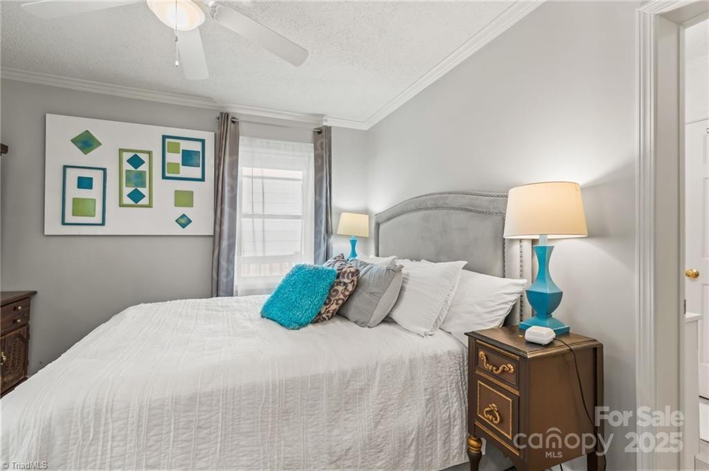 New London, North Carolina, 28127, United States, 3 Bedrooms Bedrooms, ,2 BathroomsBathrooms,Residential,For Sale,1827846