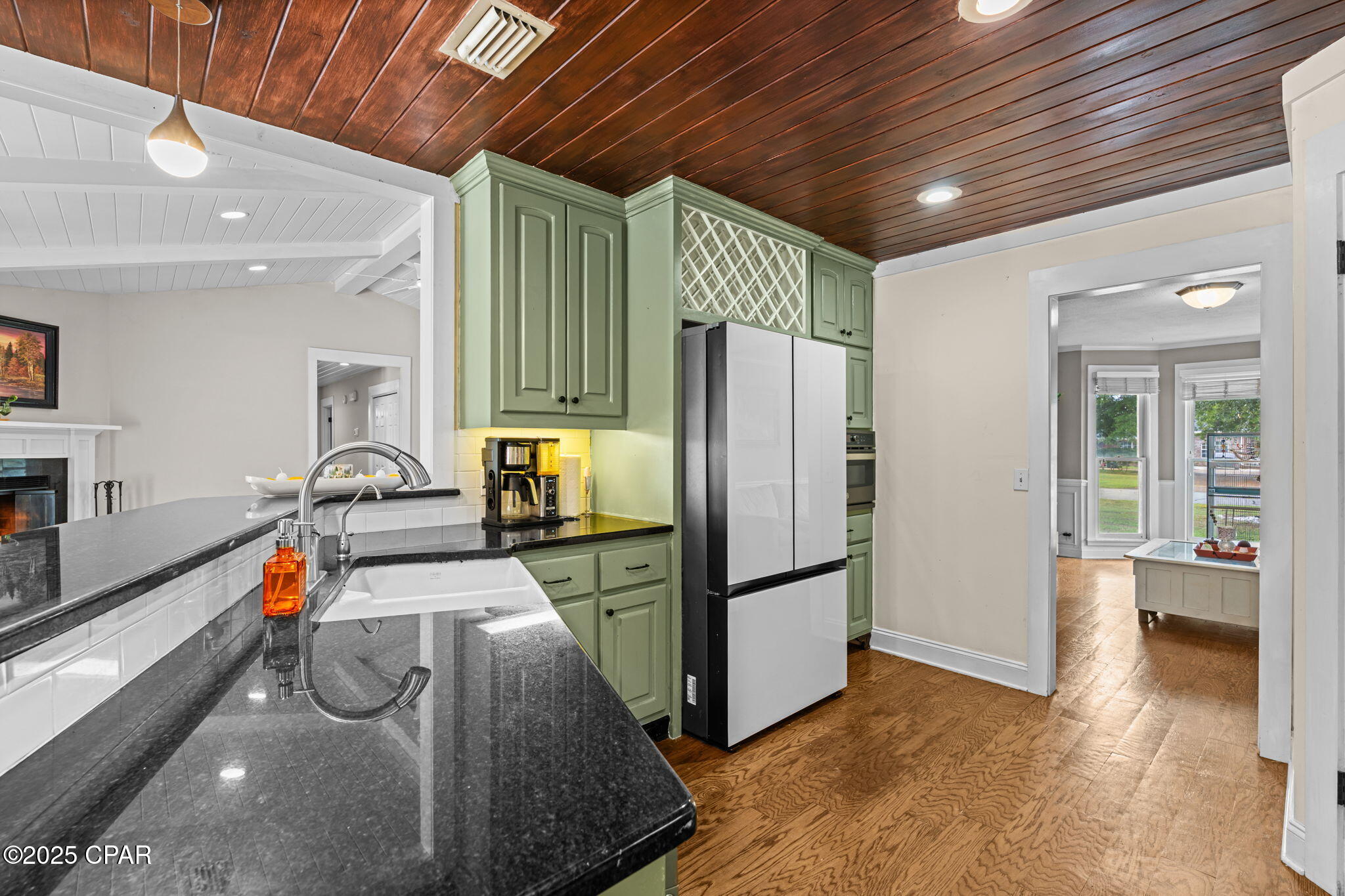 Panama City, Florida, 32405, United States, 4 Bedrooms Bedrooms, ,2 BathroomsBathrooms,Residential,For Sale,1984814