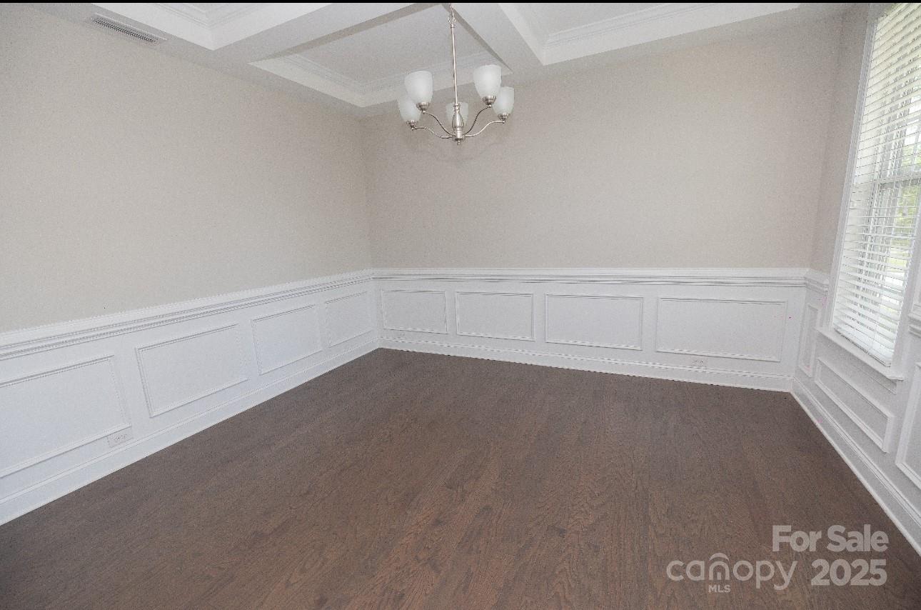 Mooresville, North Carolina, 28117, United States, 4 Bedrooms Bedrooms, ,3 BathroomsBathrooms,Residential,For Sale,1897276