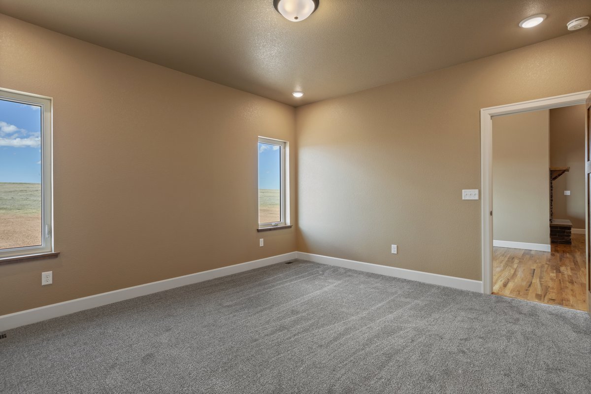 Cheyenne, Wyoming, 82009, United States, 3 Bedrooms Bedrooms, ,2 BathroomsBathrooms,Residential,For Sale,1905724