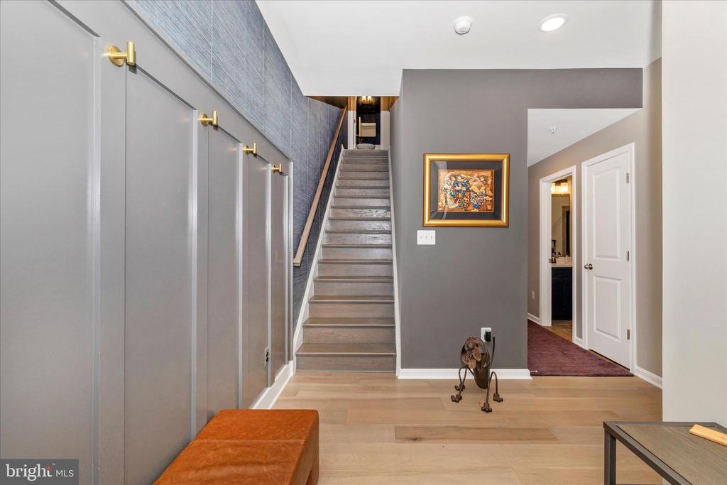 Frederick, Maryland, 21701, United States, 4 Bedrooms Bedrooms, ,4 BathroomsBathrooms,Residential,For Sale,2005194