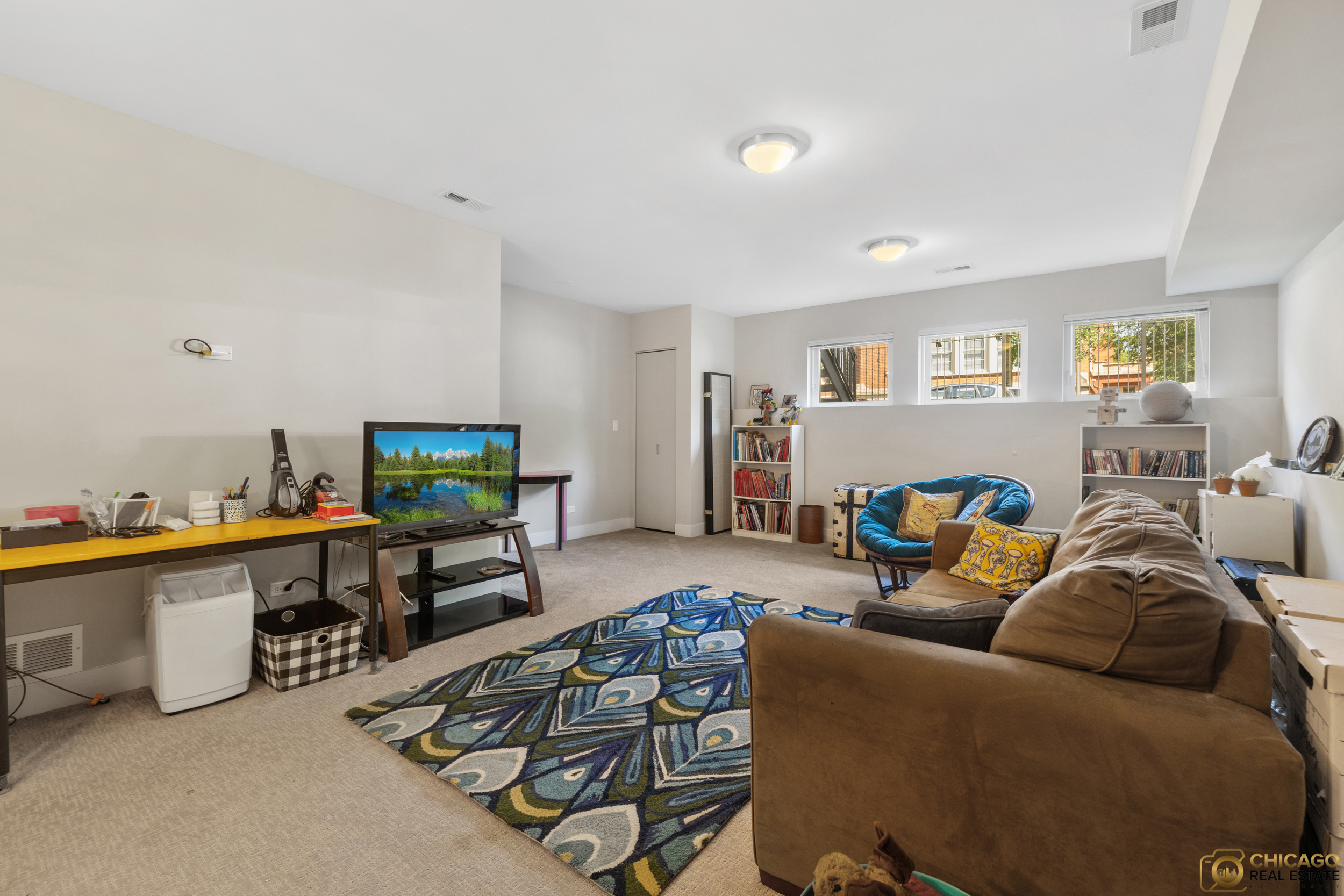 Chicago, Illinois, 60608, United States, 4 Bedrooms Bedrooms, ,4 BathroomsBathrooms,Residential,For Sale,1914075