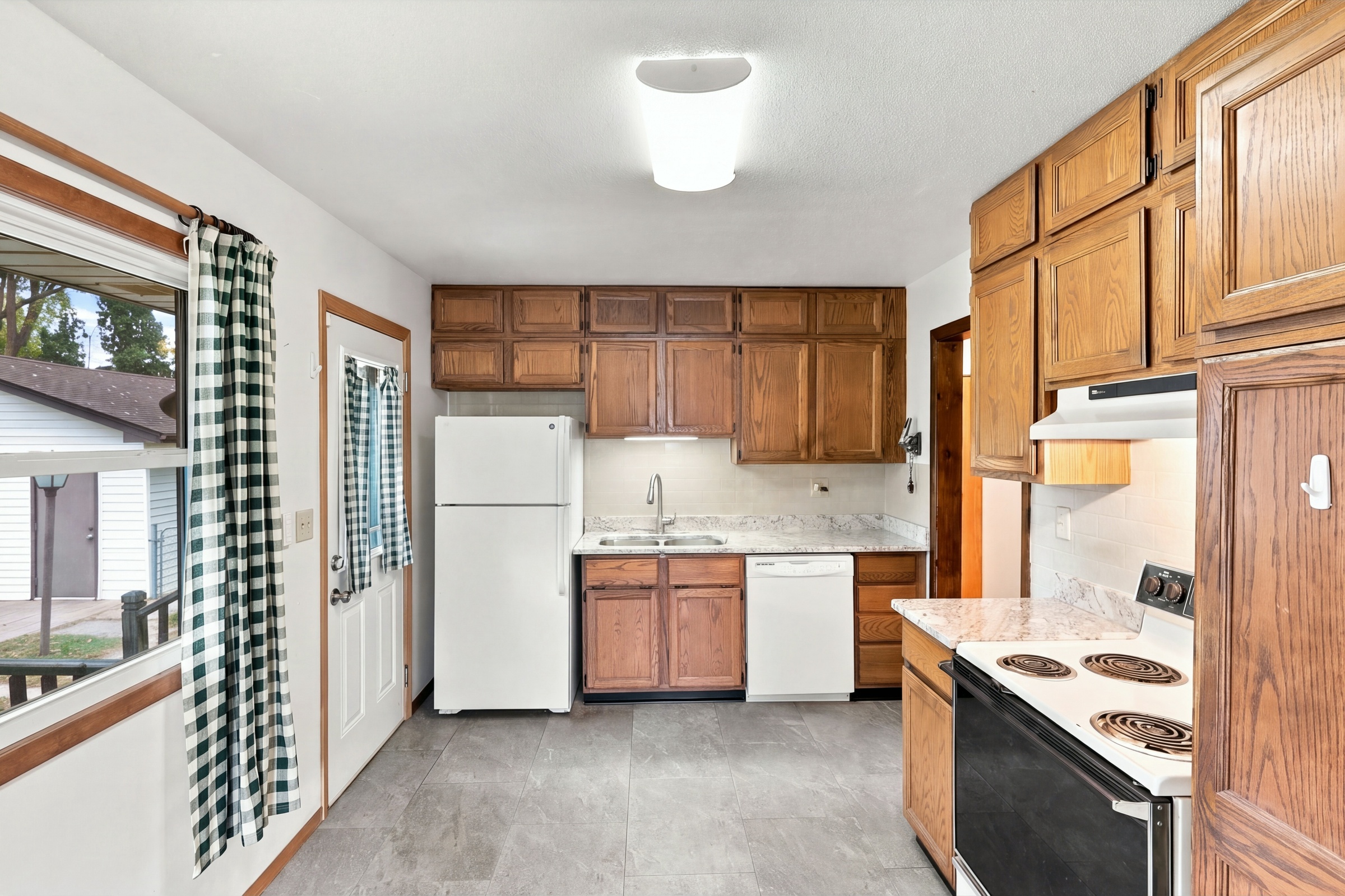 9087 Northwood Parkway, New Hope, MN 55427 - 物件實景