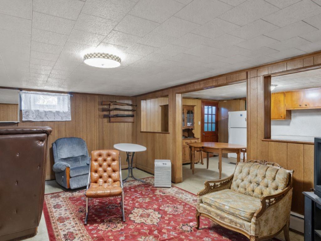 Barrington, Rhode Island, 02806, United States, 3 Bedrooms Bedrooms, ,3 BathroomsBathrooms,Residential,For Sale,2012853