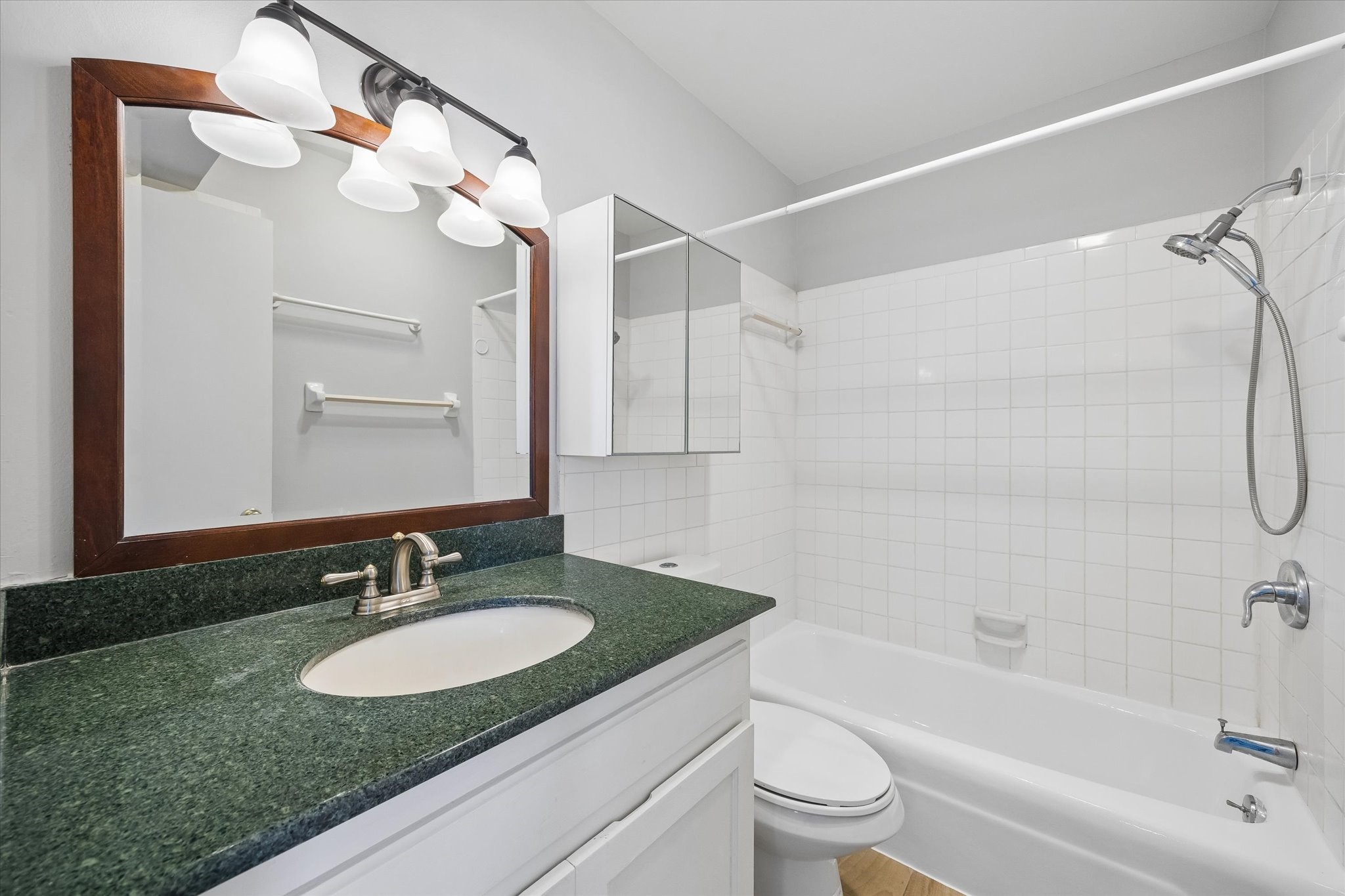  9025 Gaylord Drive #109 - 物件實景