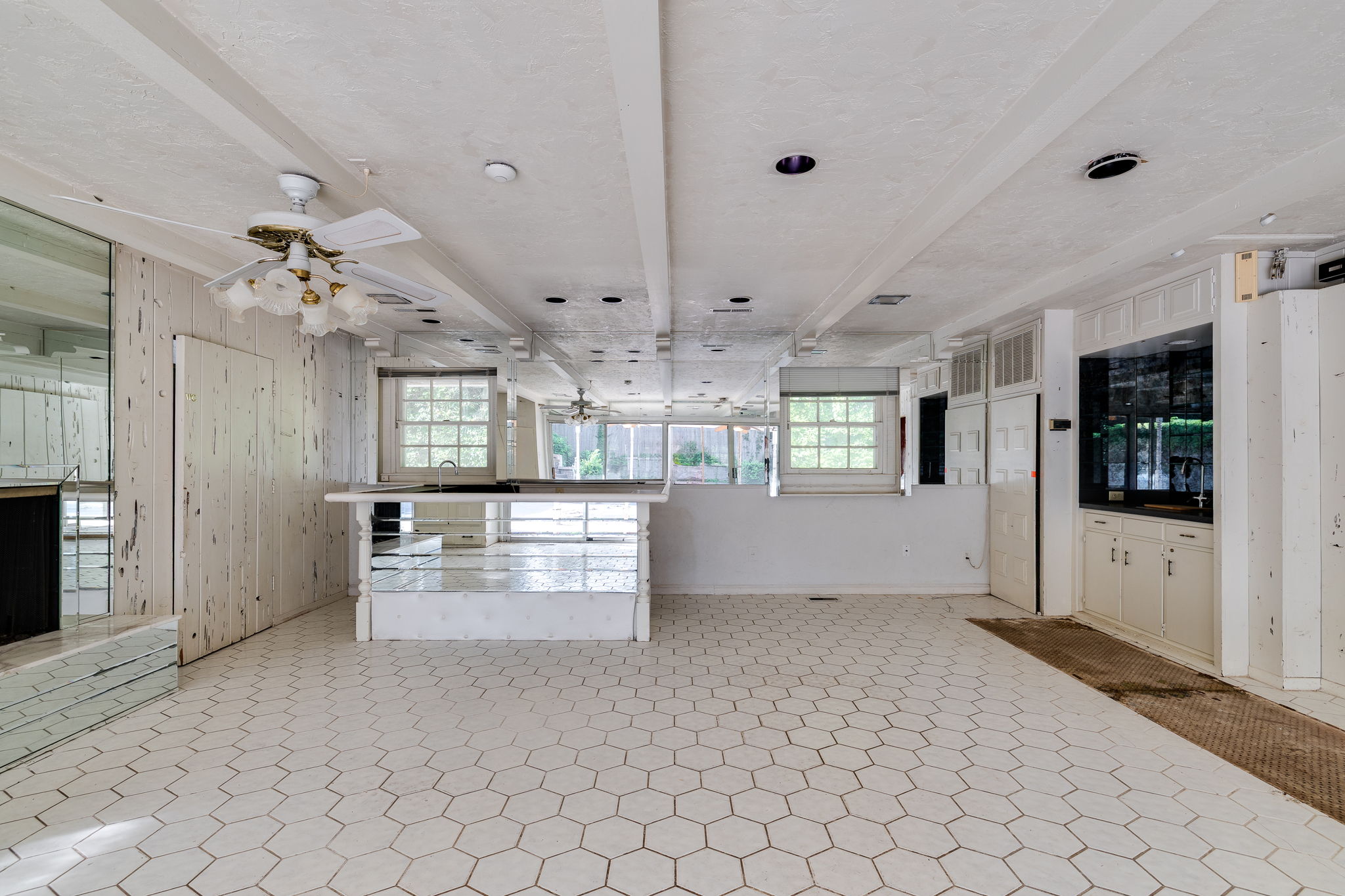  7104 Brentwood Road, Nichols Hills, OK 73116 - 物件實景