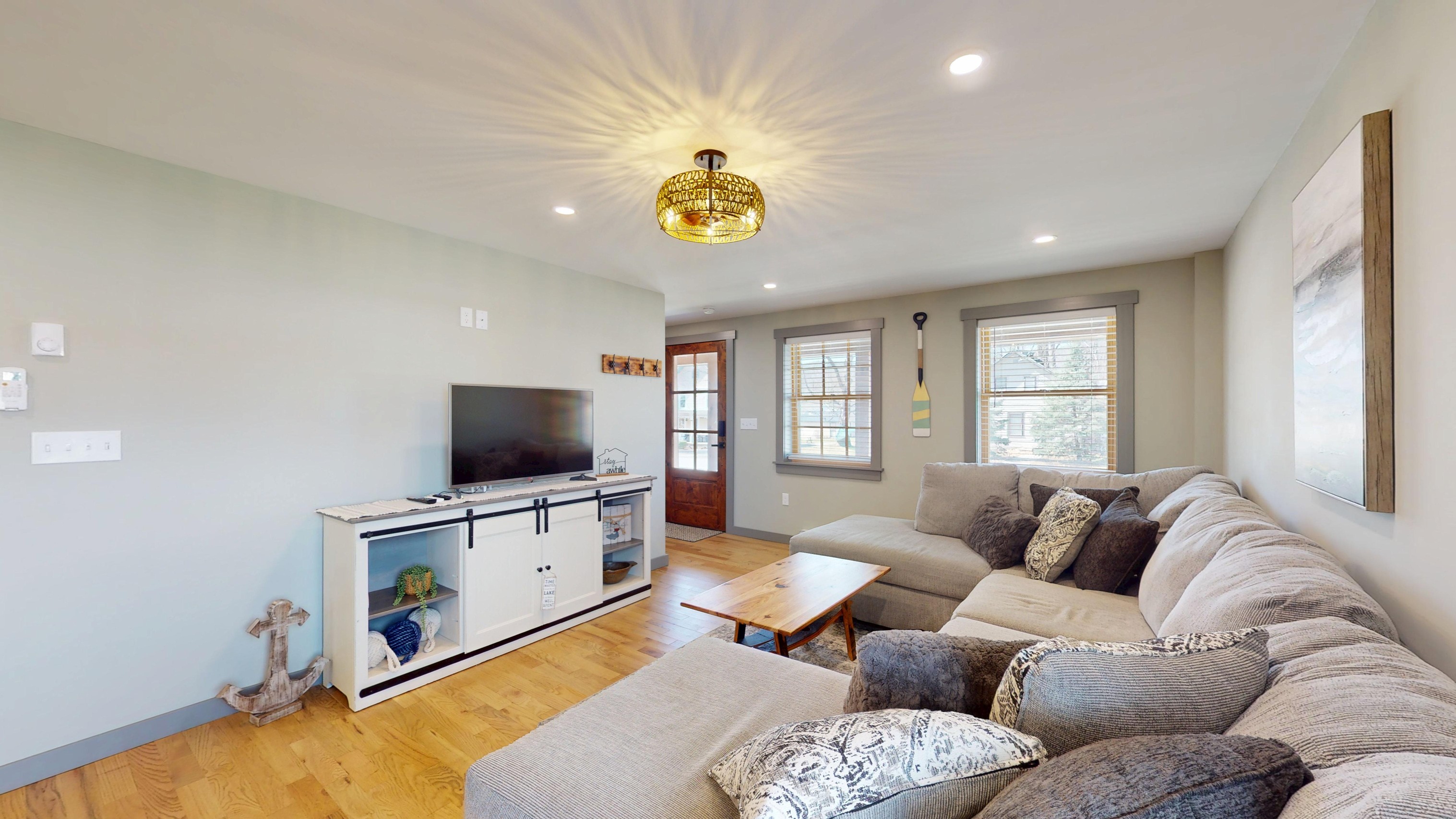  46 Water Street, Ticonderoga, NY, 12883 - 物件實景