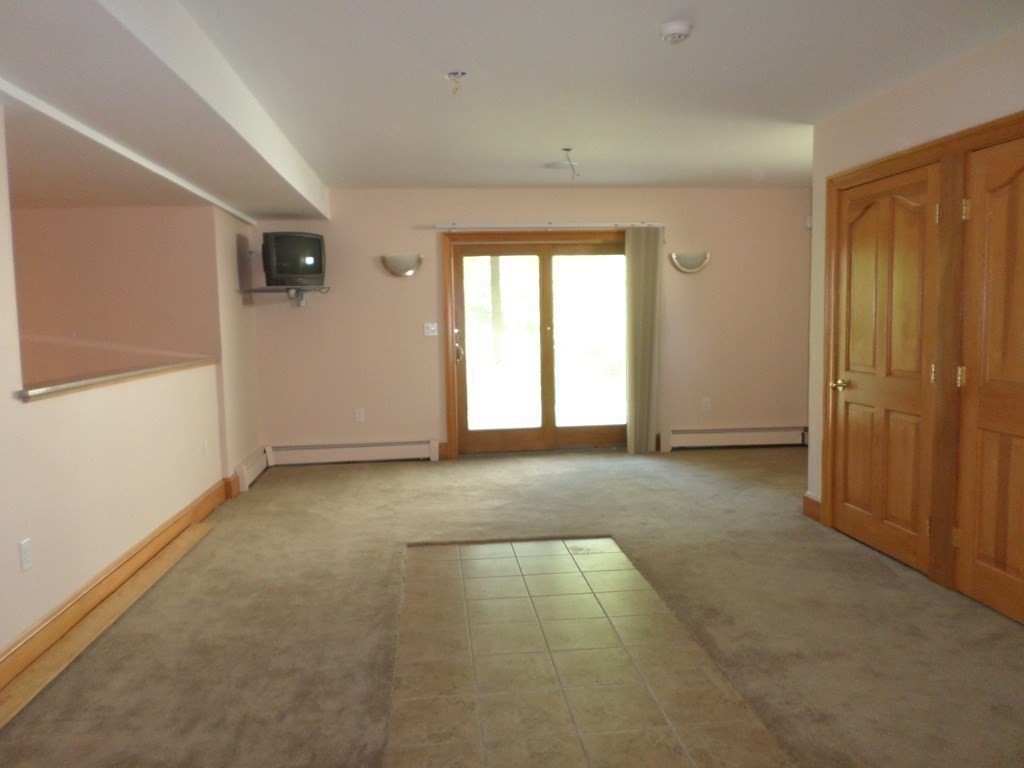 3 Twin Springs Dr Drive, Saugus, Massachusetts, 01906, United States, 5 Bedrooms Bedrooms, ,4 BathroomsBathrooms,Residential,For Sale,3 Twin Springs Dr Drive,1128926