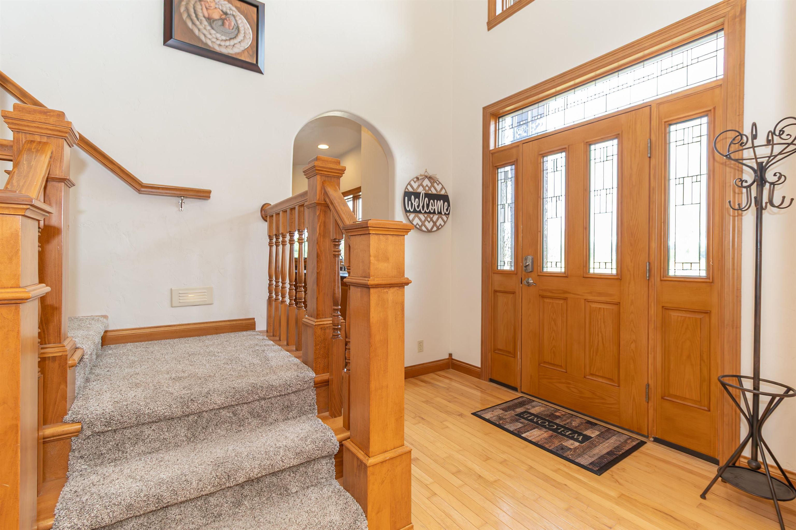SEYMOUR, Wisconsin, 54115, United States, 4 Bedrooms Bedrooms, ,4 BathroomsBathrooms,Residential,For Sale,1926224