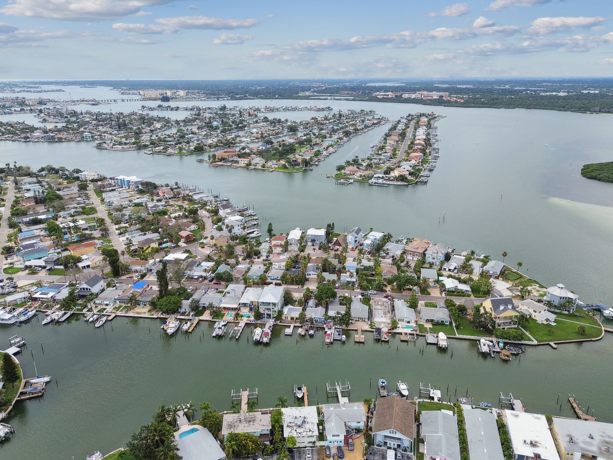 515 129th Ave E, Madeira Beach, Florida, 33708, United States, 4 Bedrooms Bedrooms, ,4 BathroomsBathrooms,Residential,For Sale,515 129th Ave E,1413375