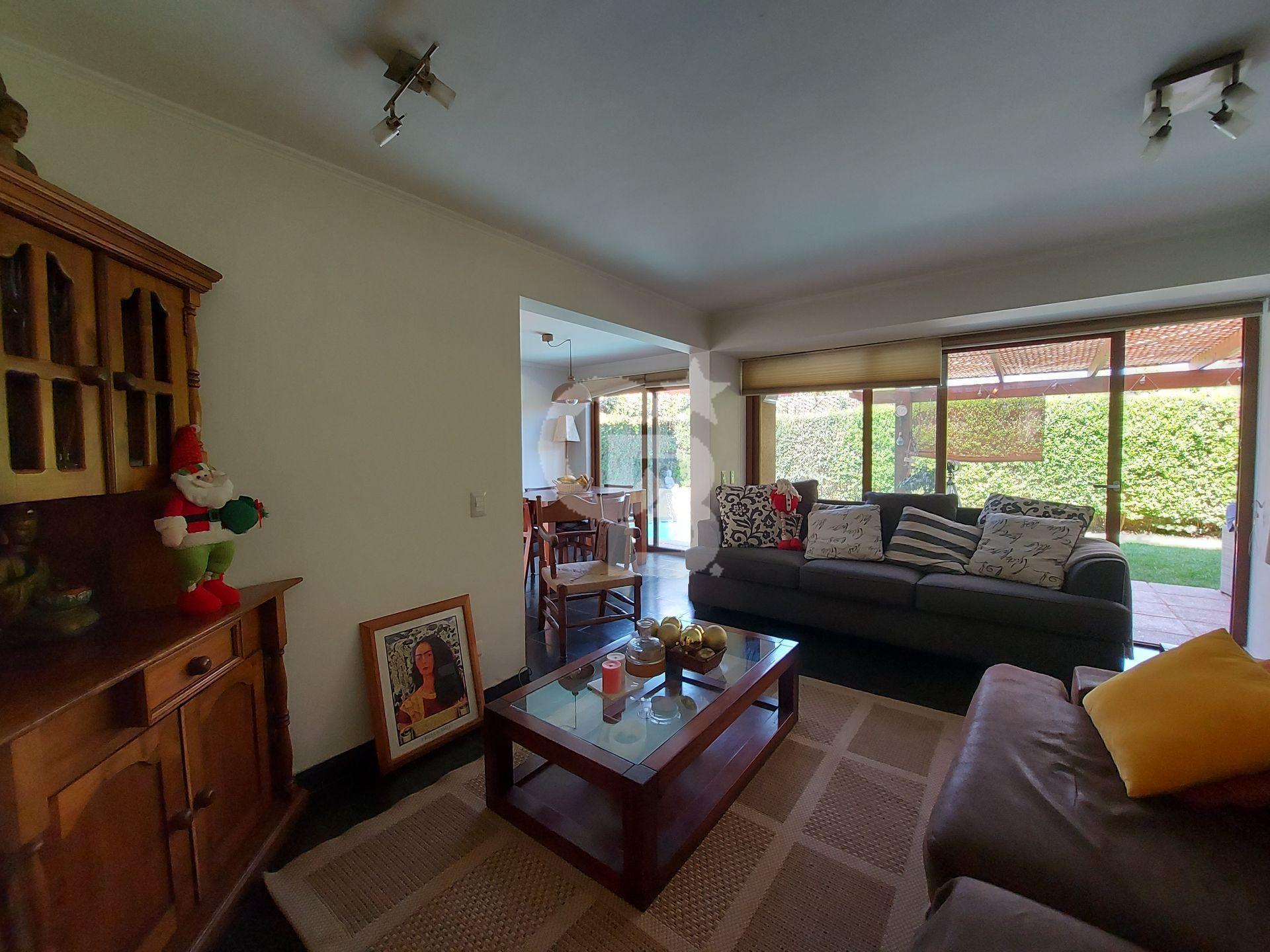 Huechuraba, Chile, 5 Bedrooms Bedrooms, ,4 BathroomsBathrooms,Residential,For Sale,2003220