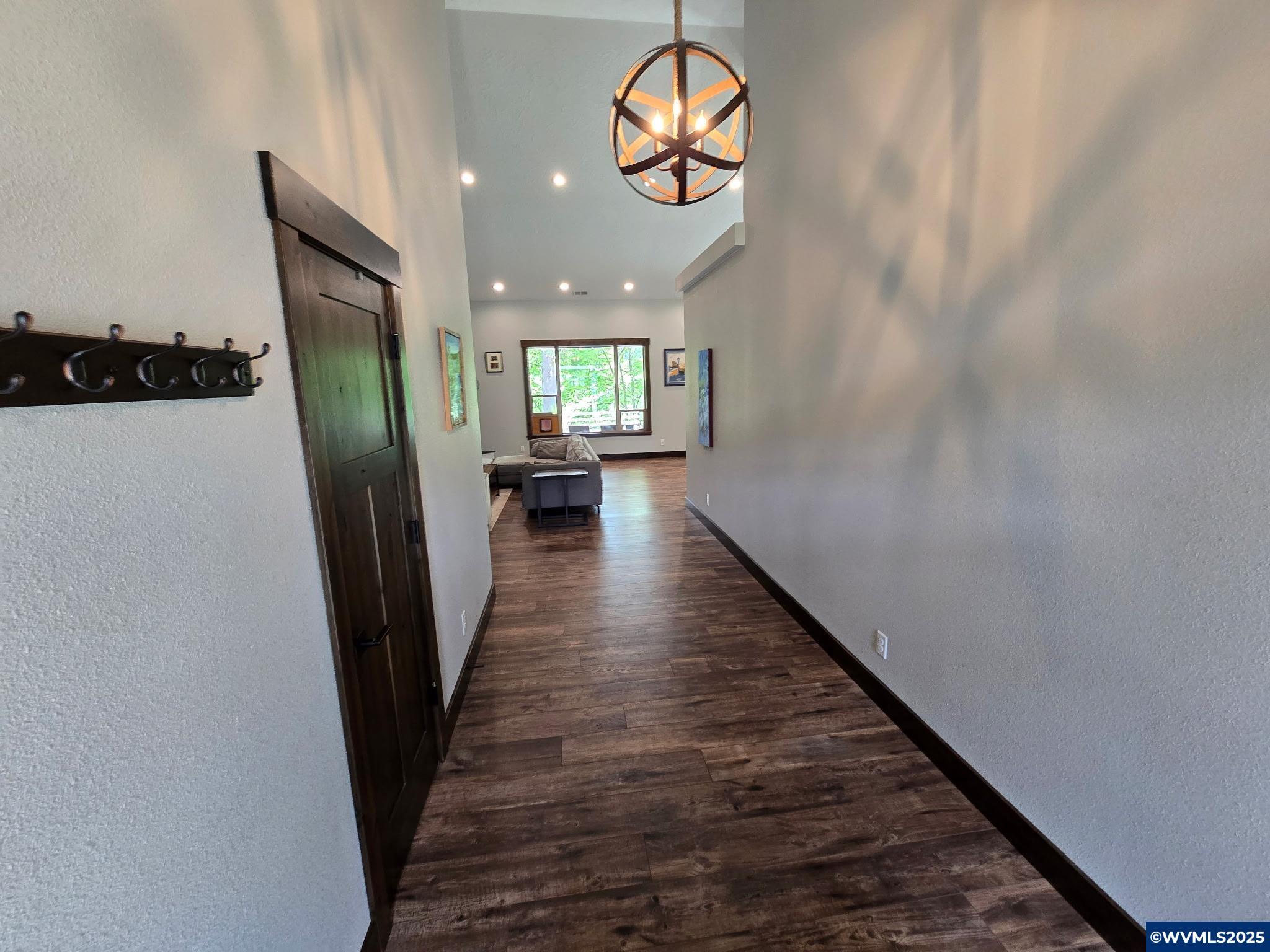 Mill City, Oregon, 97360, United States, 3 Bedrooms Bedrooms, ,2 BathroomsBathrooms,Residential,For Sale,1820943