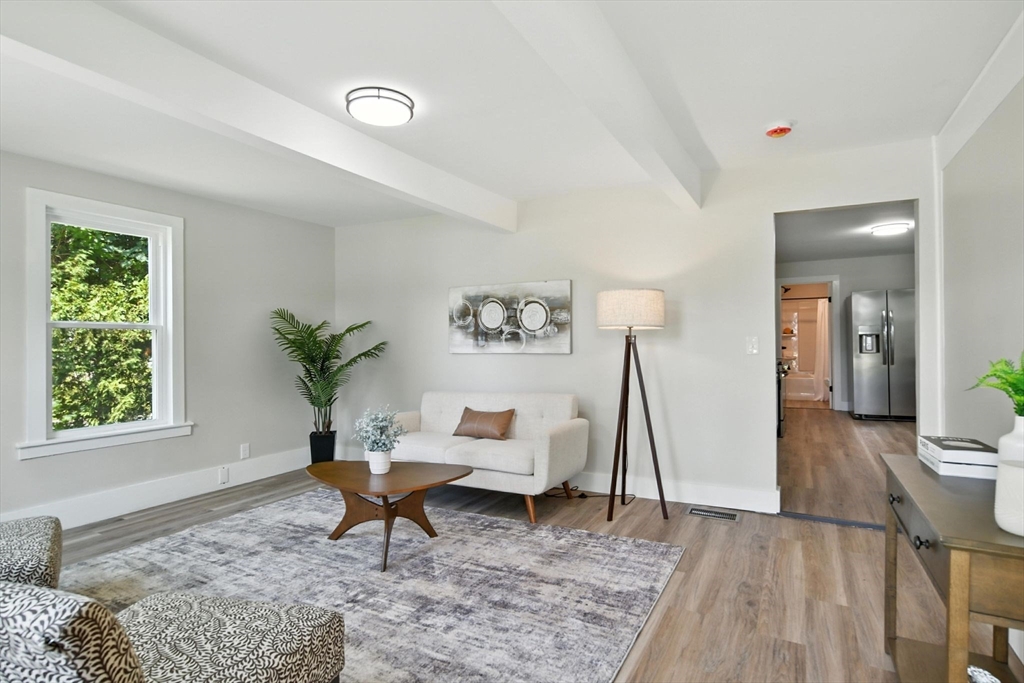 Agawam, Massachusetts, 01001, United States, 8 Bedrooms Bedrooms, ,3 BathroomsBathrooms,Residential,For Sale,1918725