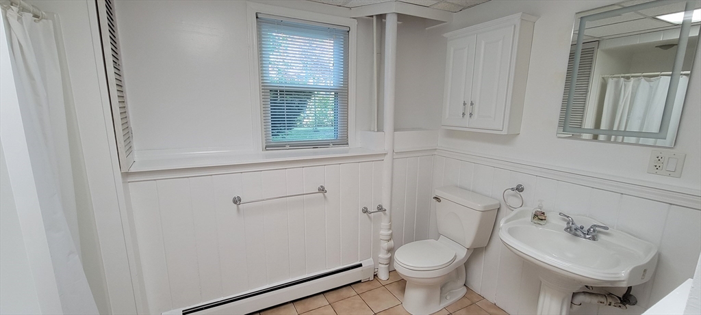 Reading, Massachusetts, 01867, United States, 3 Bedrooms Bedrooms, ,2 BathroomsBathrooms,Residential,For Sale,1982944