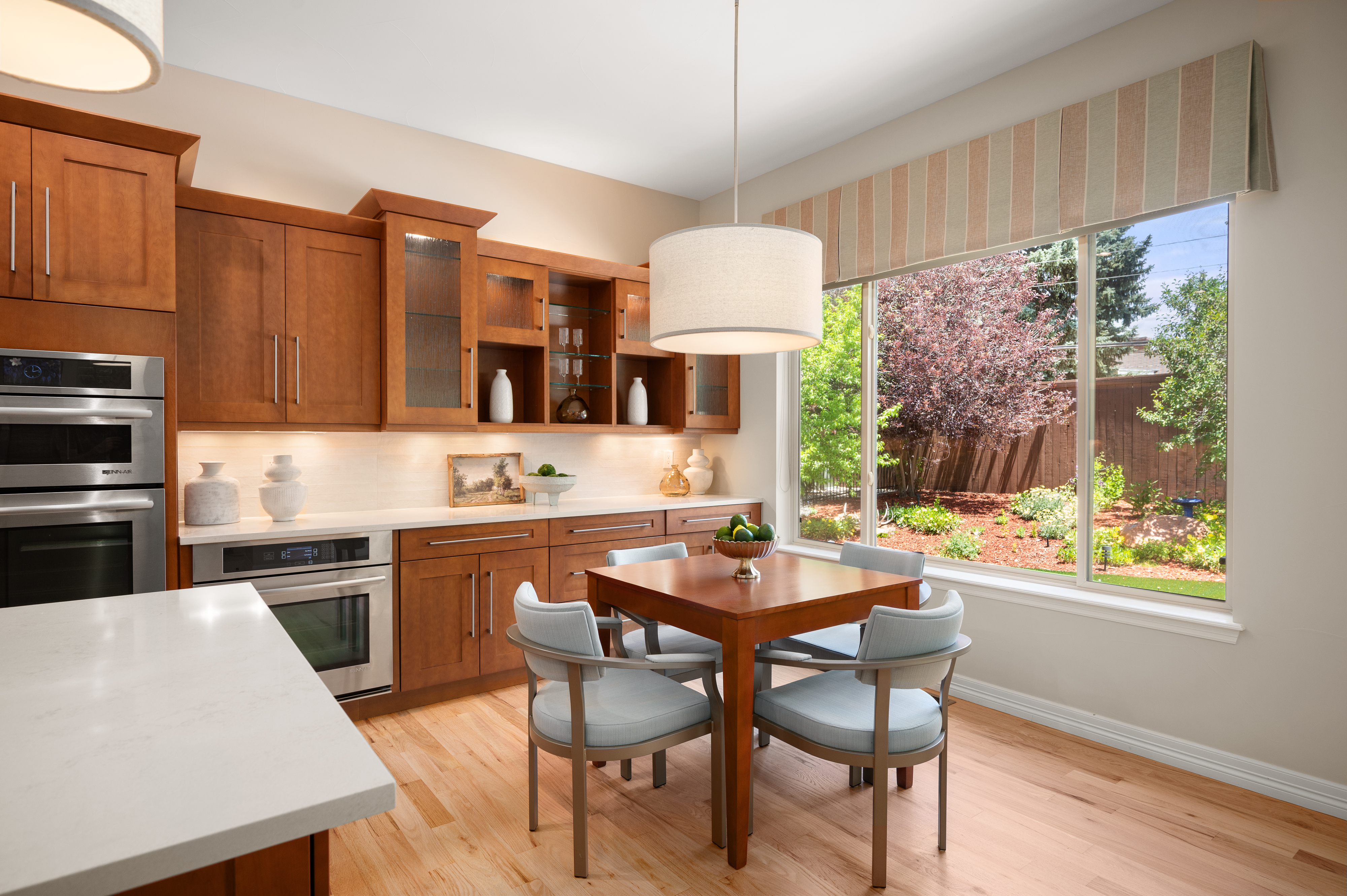  Orchard Park Patio Home with Wolf Kitchen, Spa Suite & Backyard BBQ Oasis - 物件實景