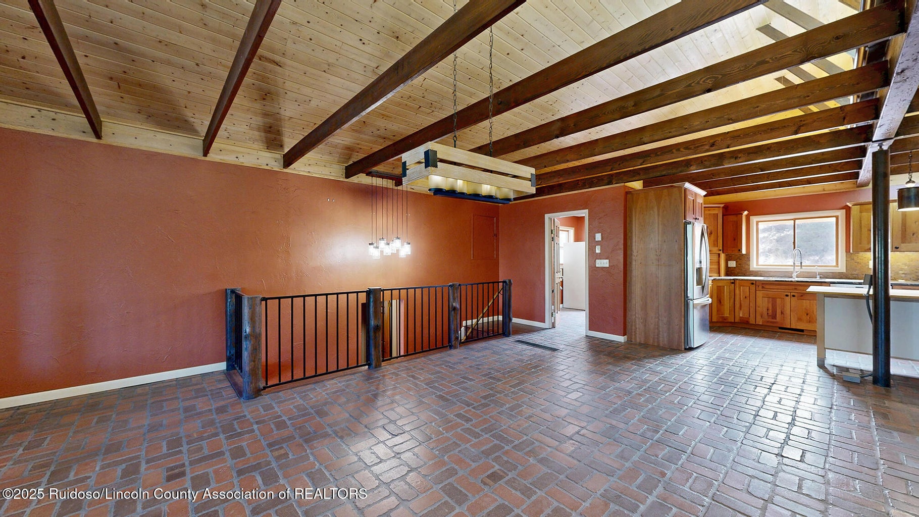 Ruidoso, New Mexico, 88345, United States, 3 Bedrooms Bedrooms, ,3 BathroomsBathrooms,Residential,For Sale,1826738