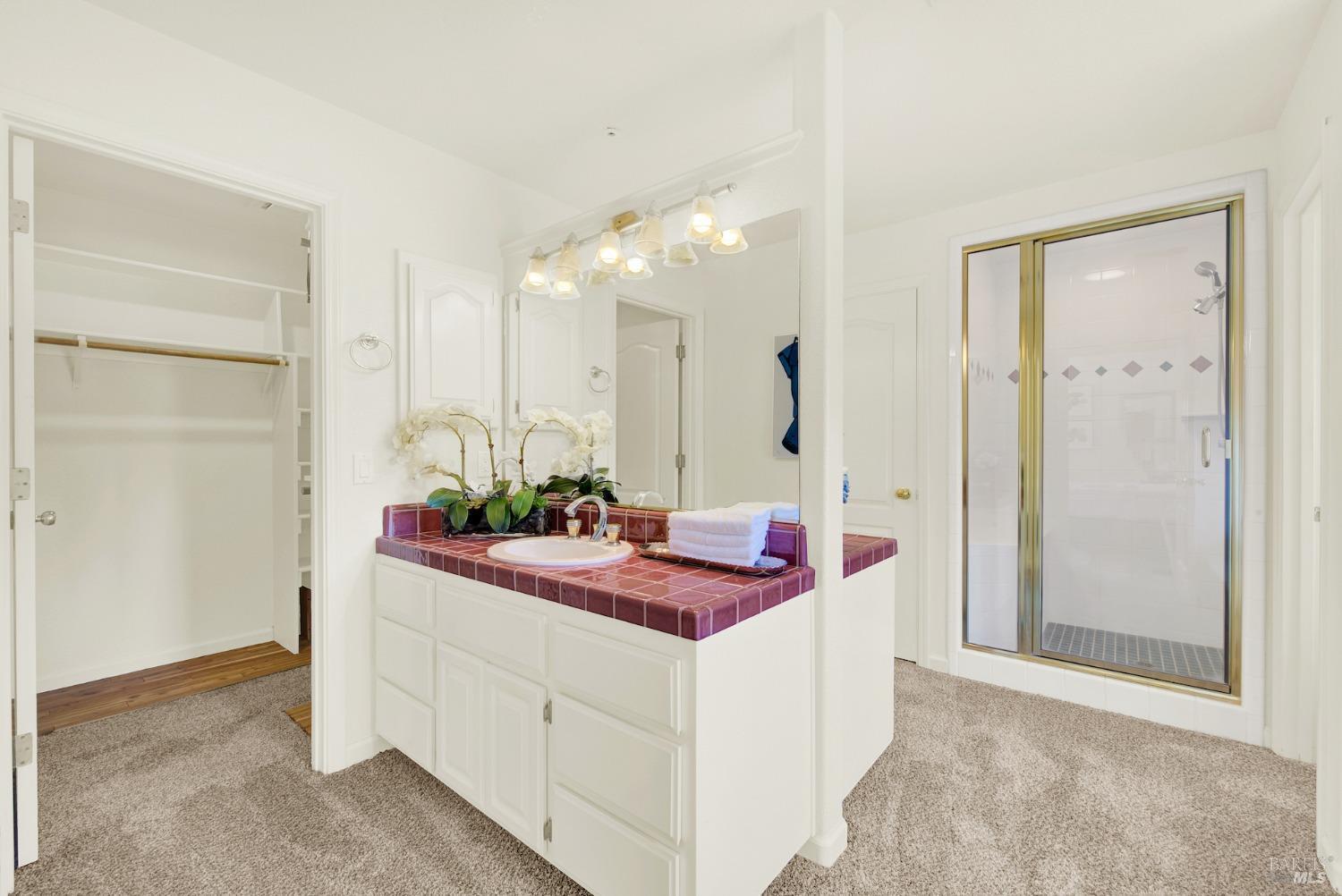 Vacaville, California, 95688, United States, 4 Bedrooms Bedrooms, ,4 BathroomsBathrooms,Residential,For Sale,1991158