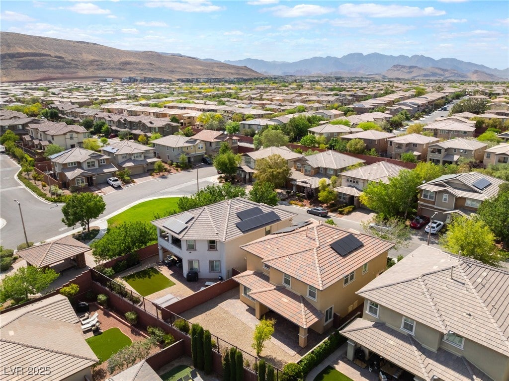 Las Vegas, Nevada, 89135, United States, 3 Bedrooms Bedrooms, ,3 BathroomsBathrooms,Residential,For Sale,1977771