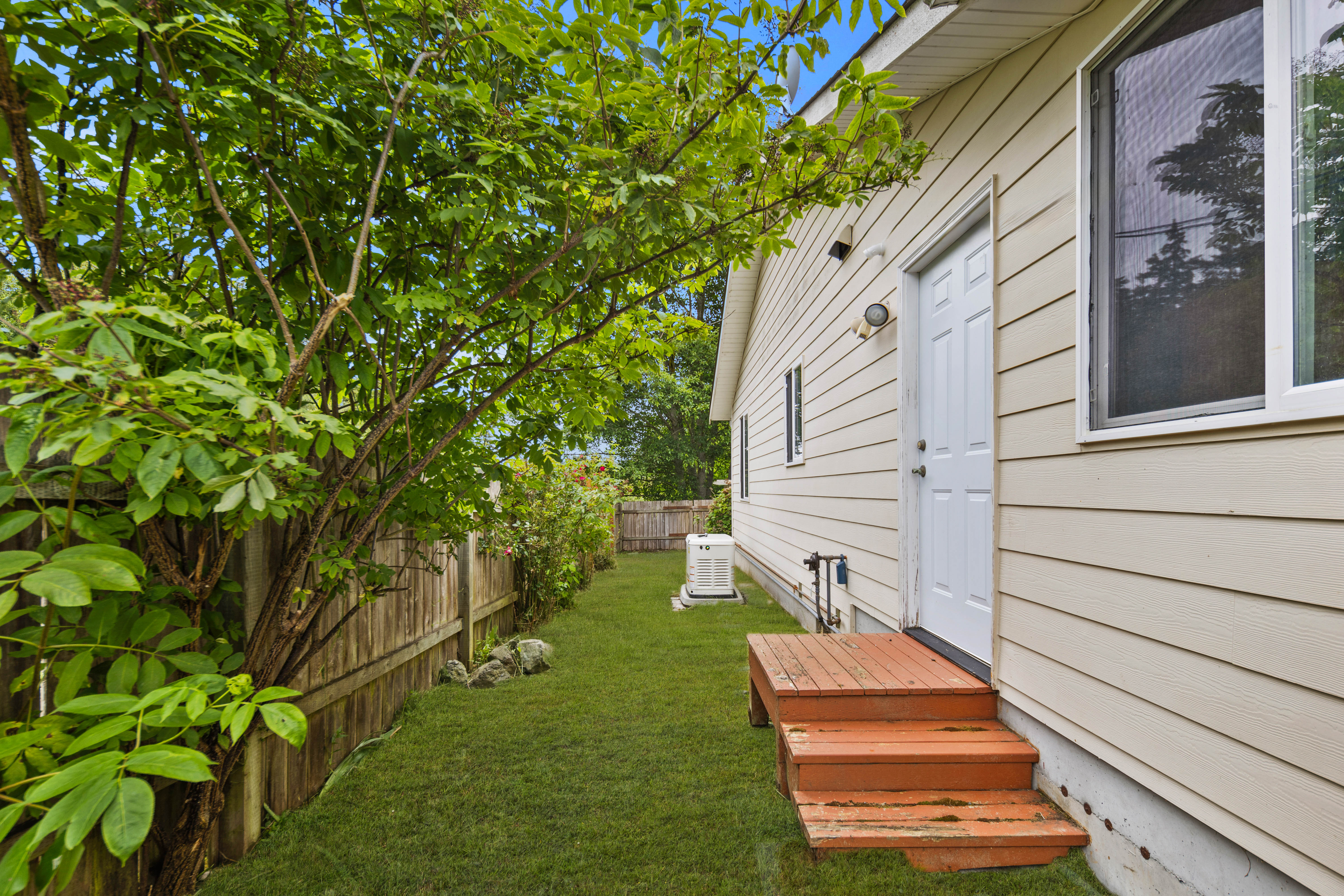  2220 Williams Rd, Oak Harbor, WA 98277 - 物件實景