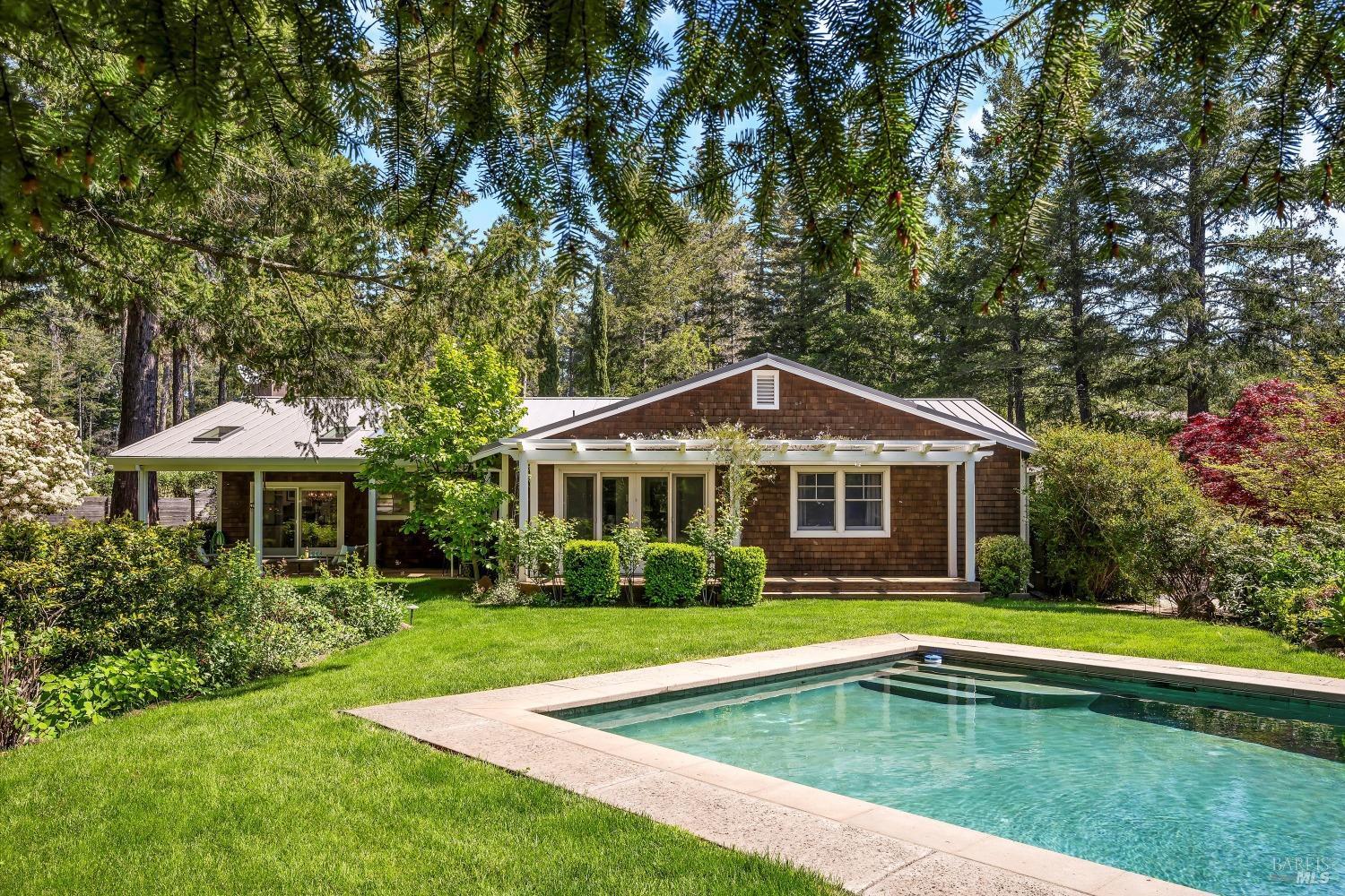 Summit Lake Dr, Angwin, CA 94508